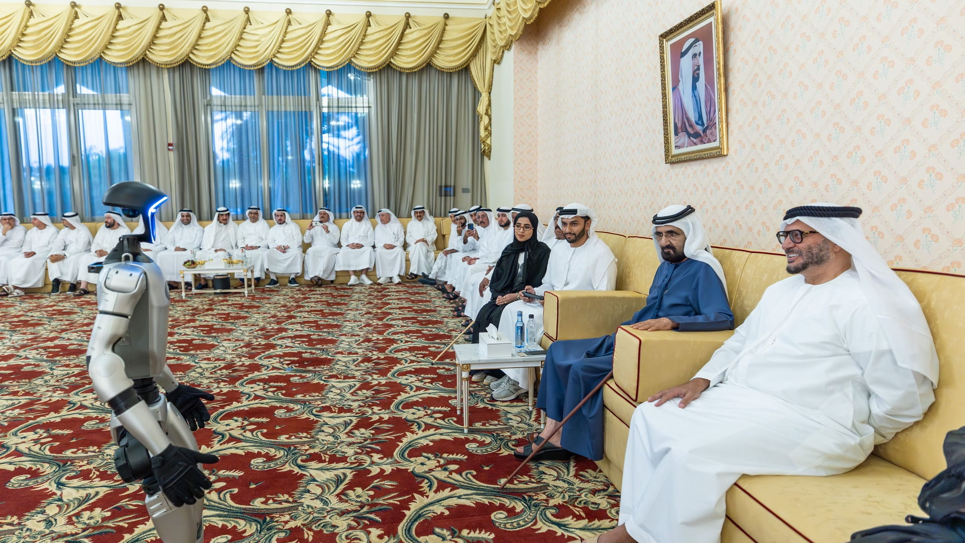 VP meets with local dignitaries, investors, senior officials 