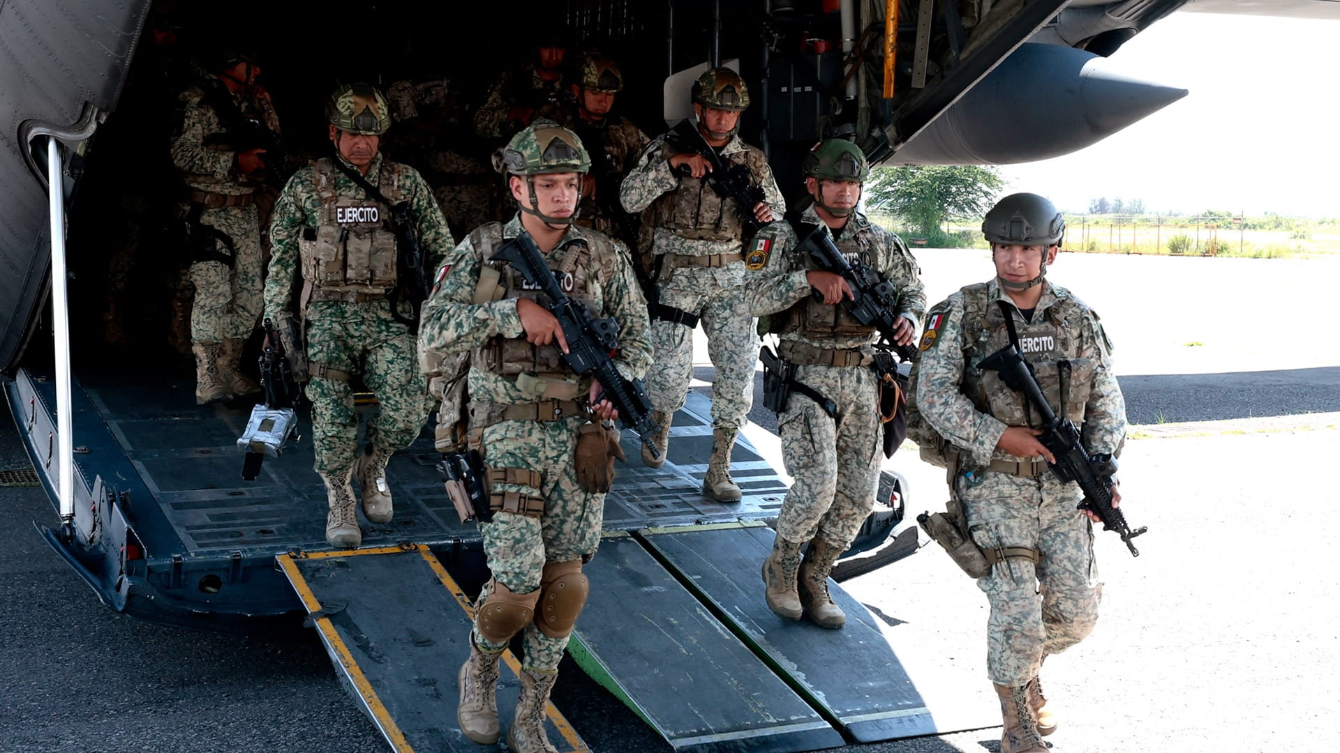 لكبح نشاط العصابات.. المكسيك تنشر قوات مسلحة بولاية خاليسكو  