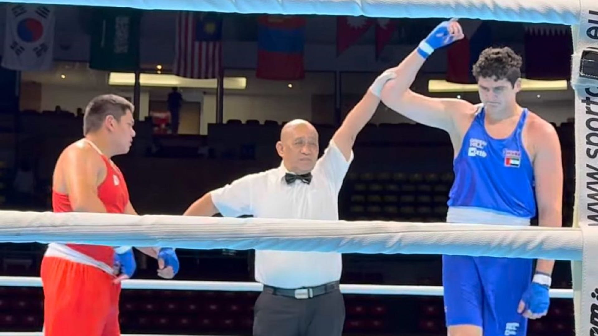 لاعب منتخب الإمارات للملاكمة يتأهل إلى نصف نهائي آسيوية تايلاند  