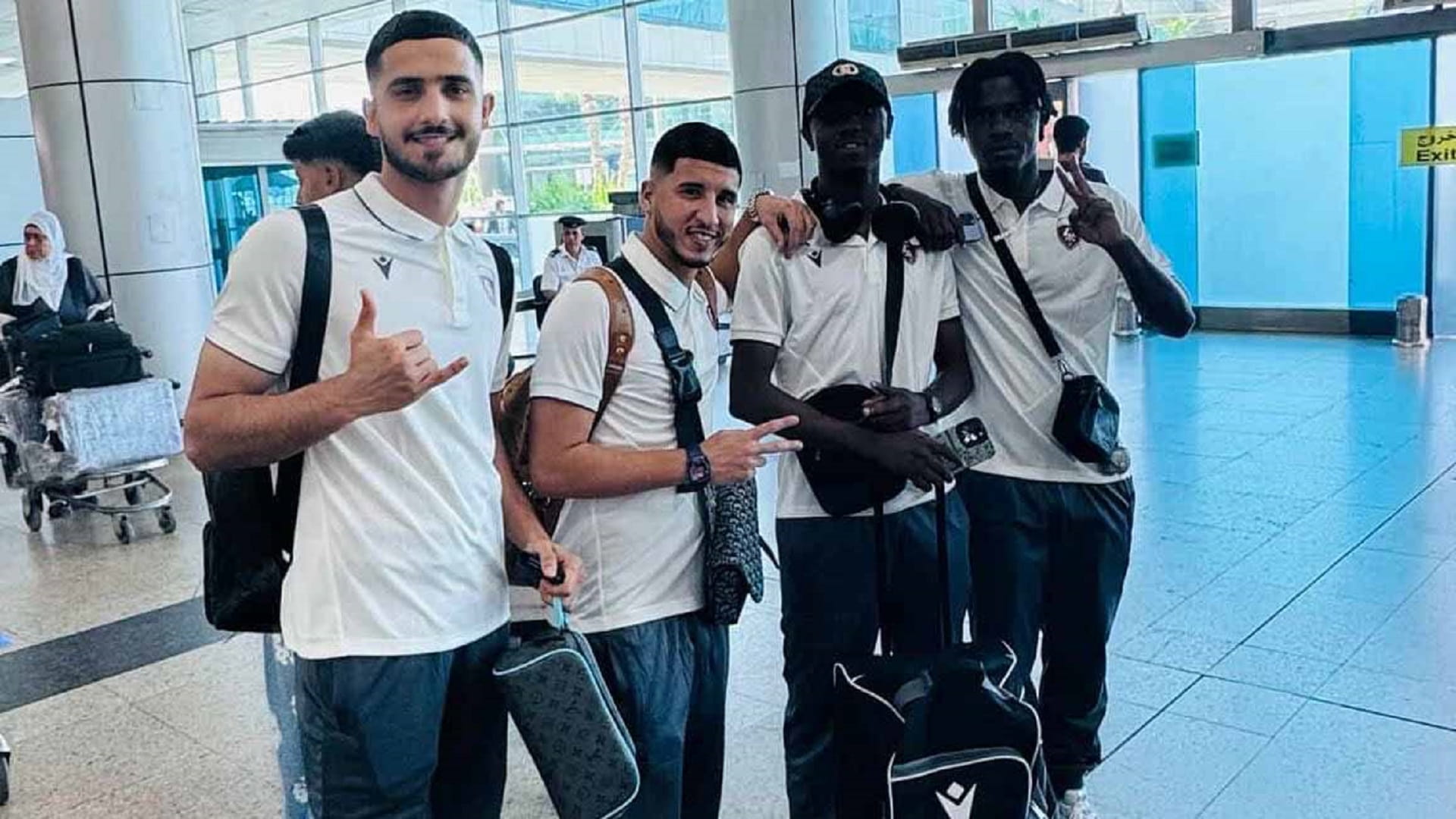  الحمرية يعسكر في مصر استعداداً للموسم الجديد 