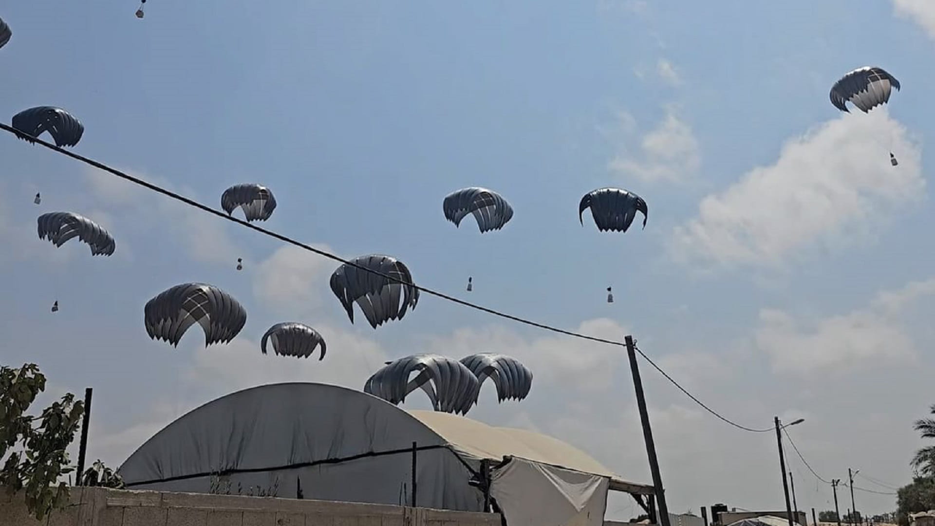UAE conducts 67th humanitarian airdrop over Gaza 