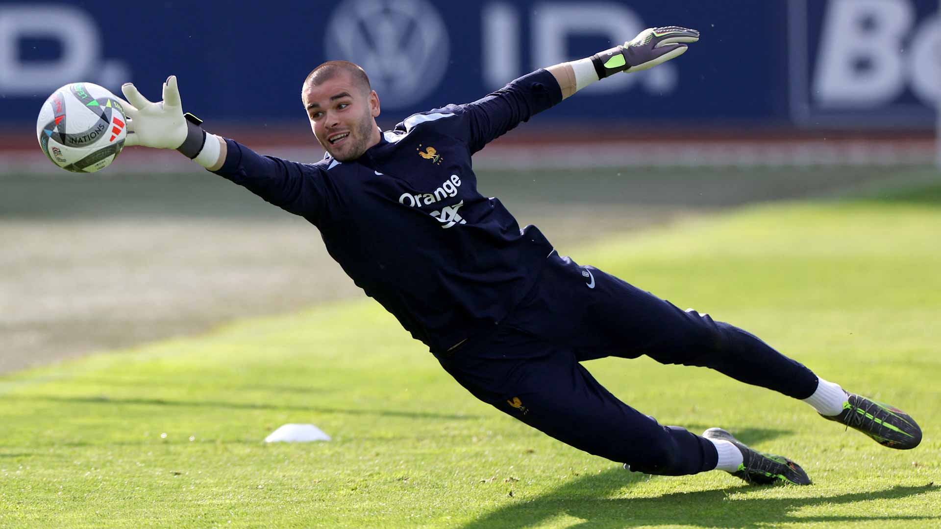 Paris Saint-Germain signs goalkeeper Lucas Chevalier 