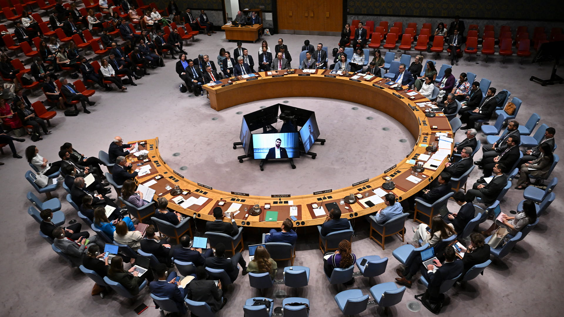 مسؤول أممي: خطة إسرائيل للسيطرة على غزة تُنذر بكارثة إقليمية جديدة