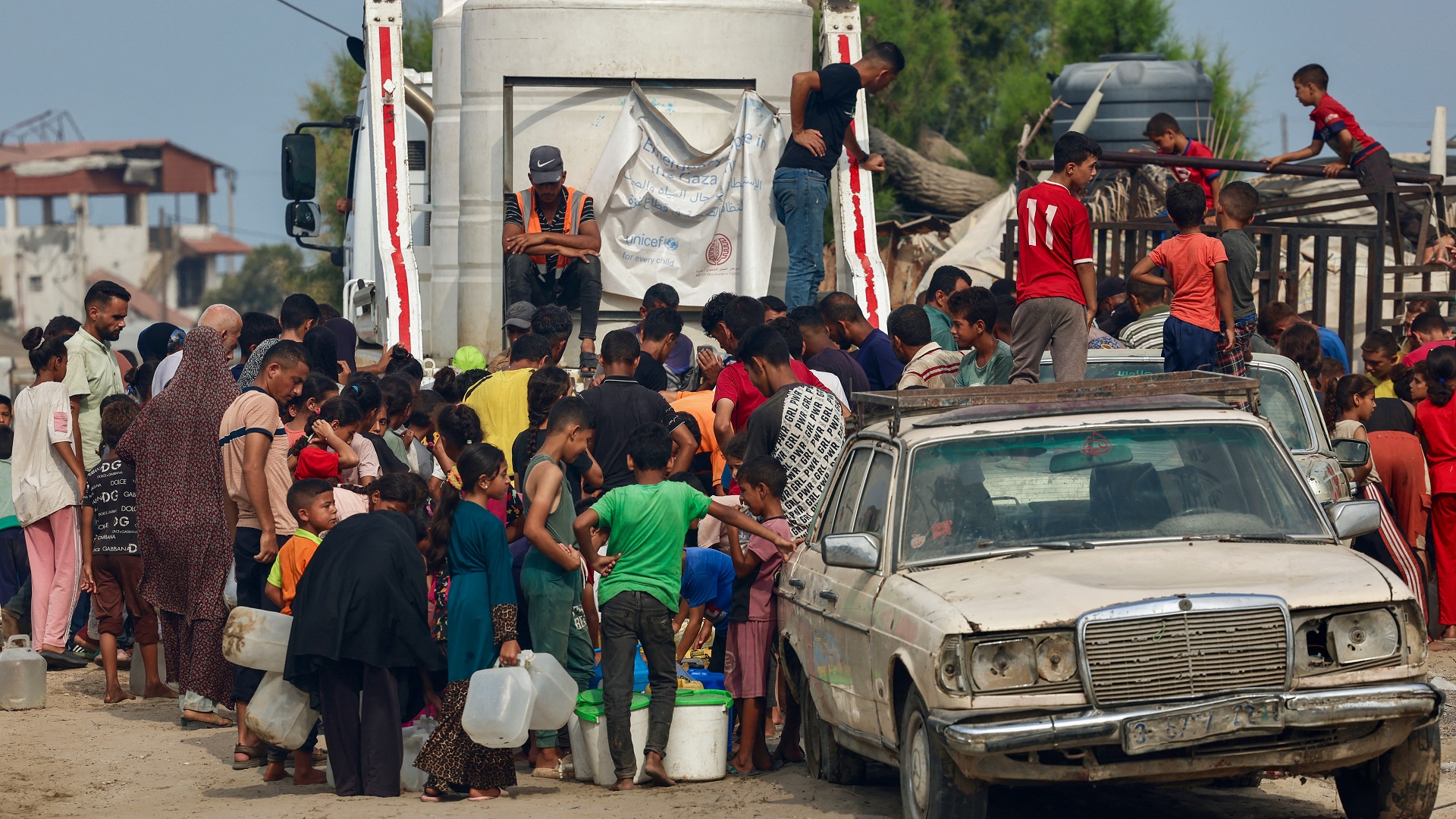 World urges action as Gaza faces famine