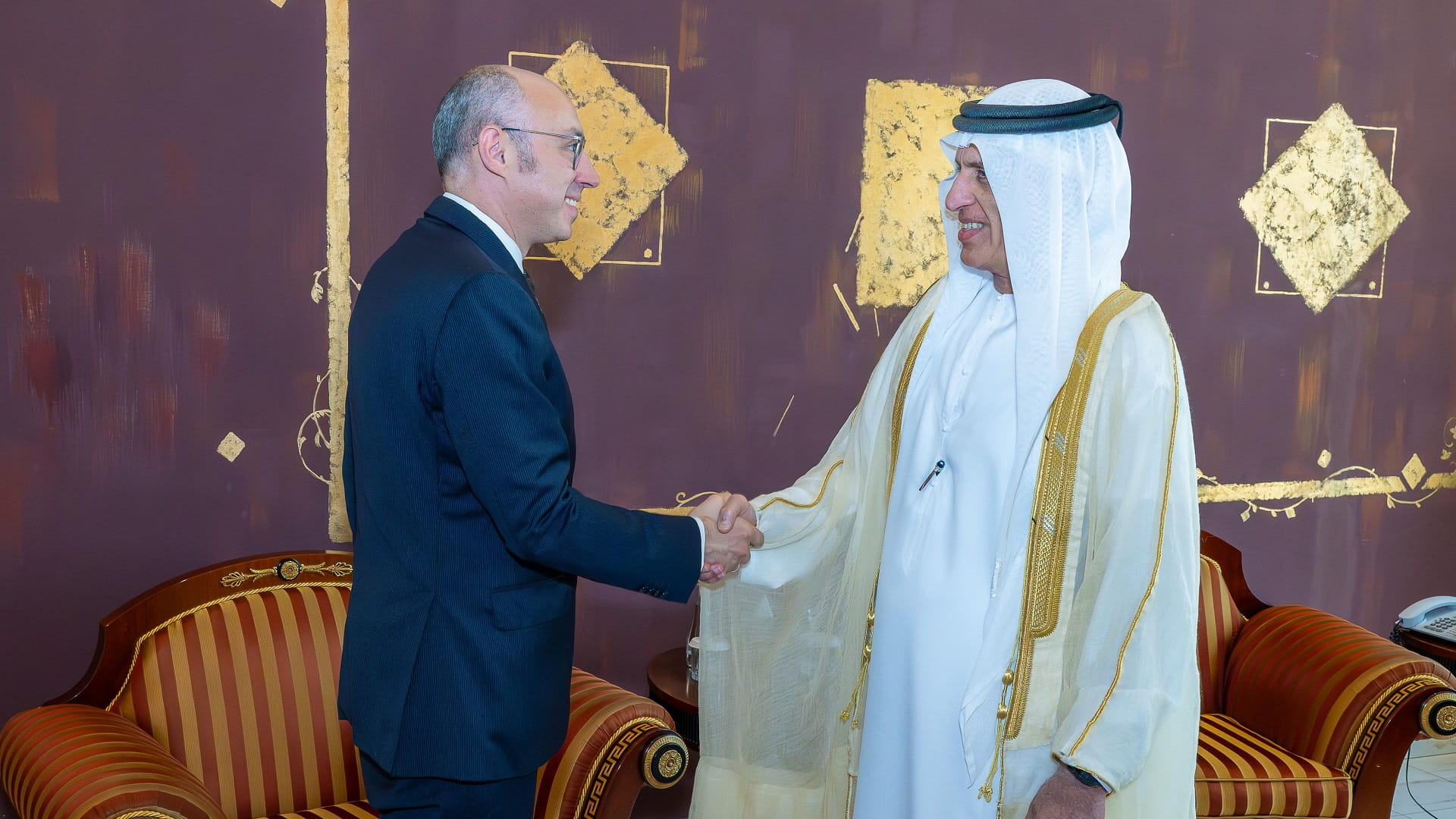 Saud bin Saqr commends Ukrainian Ambassador’s efforts