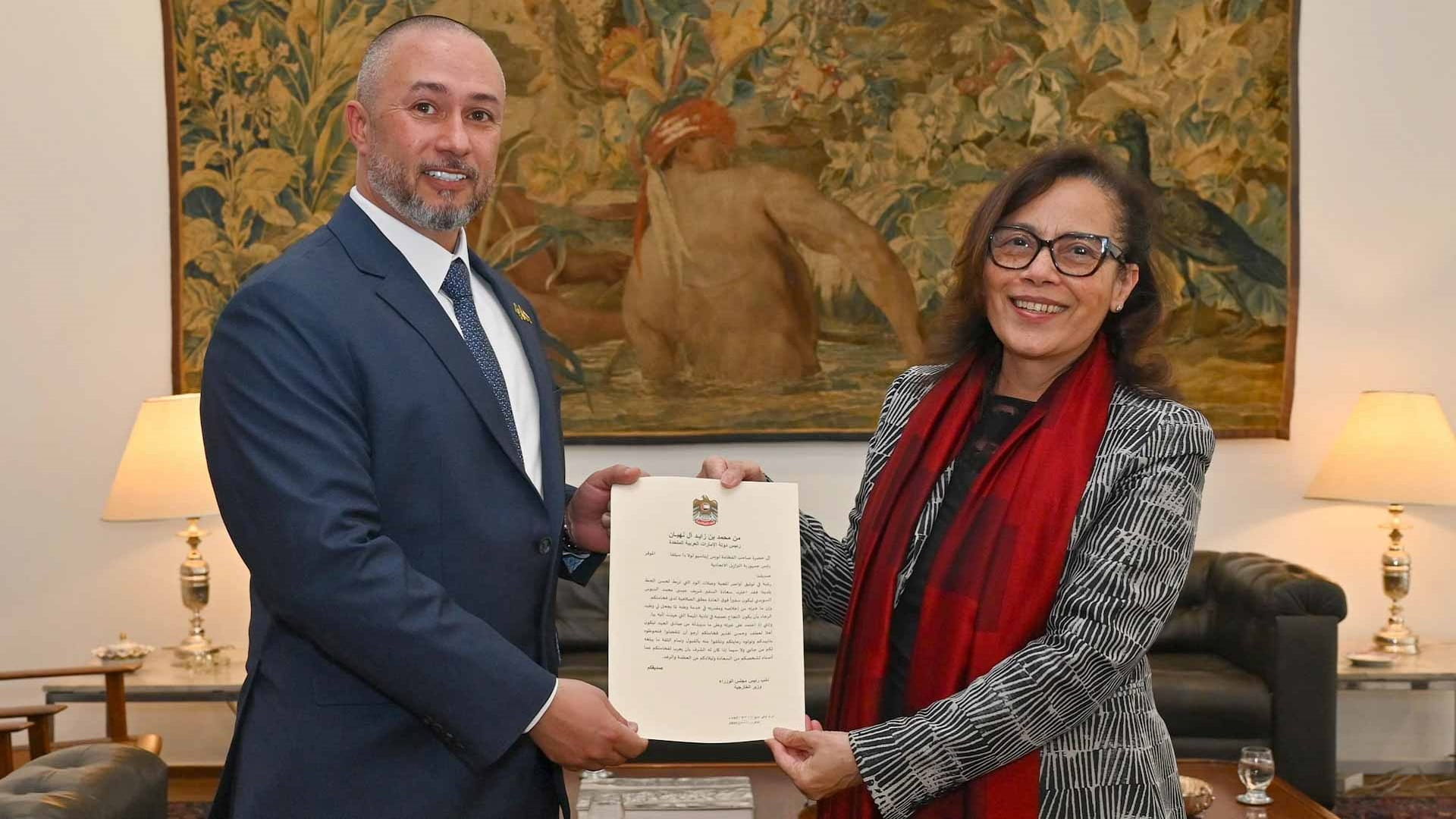 سفير الإمارات يقدم نسخة من أوراق اعتماده إلى "الخارجية البرازيلية" 