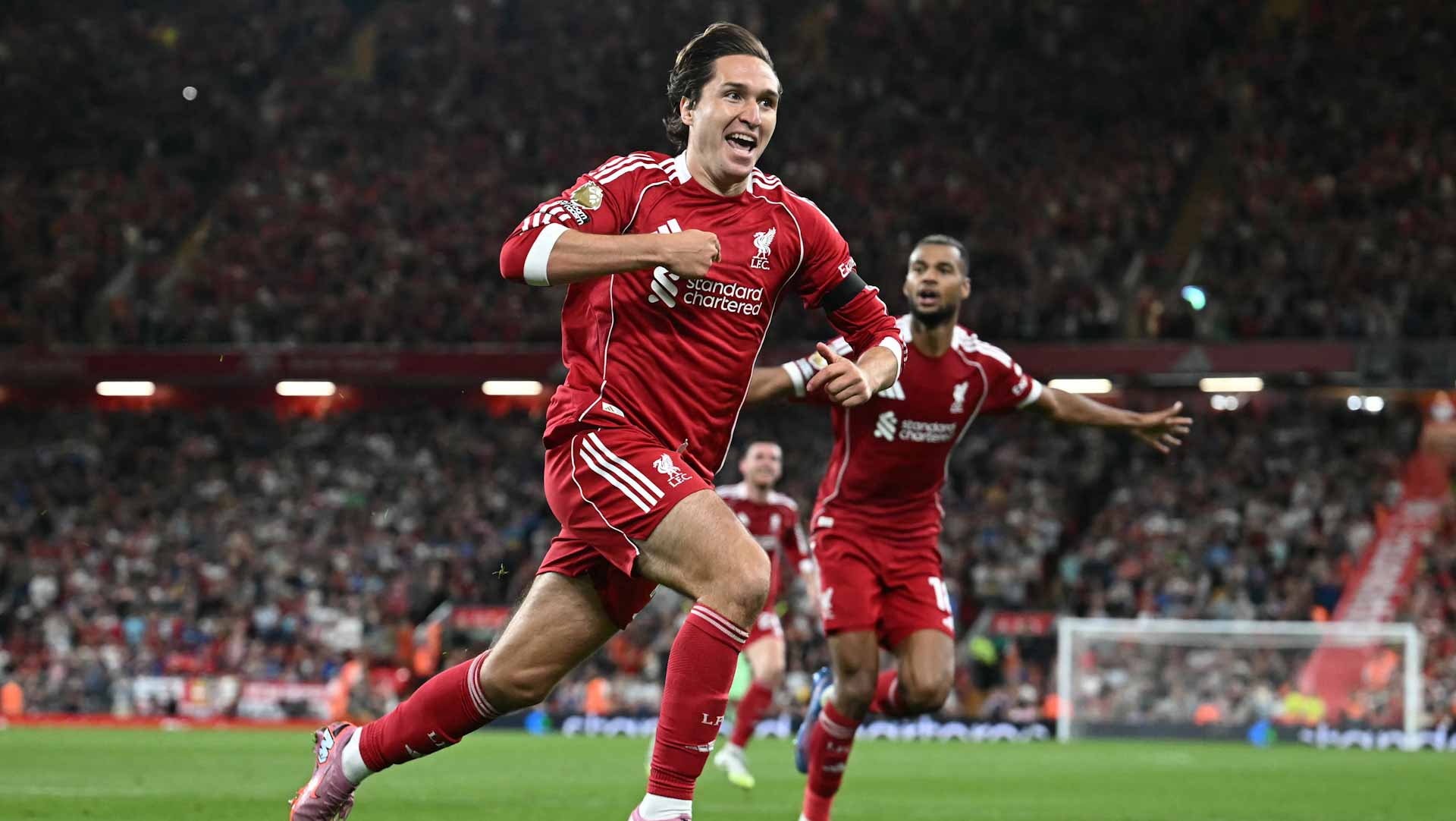 ليفربول يستهل الموسم الجديد من الدوري الإنجليزي بالفوز على بورنموث 