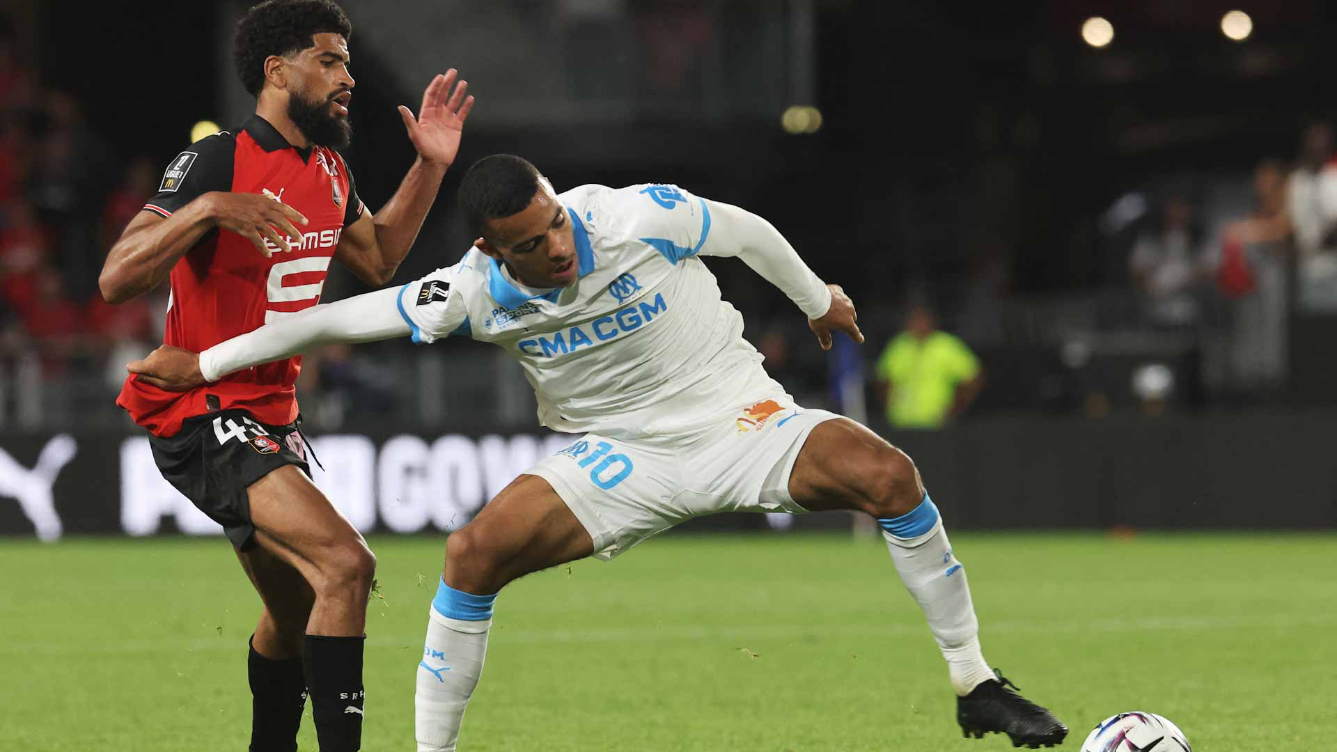 رين يتخطى مرسيليا في افتتاح الموسم الجديد من الدوري الفرنسي  