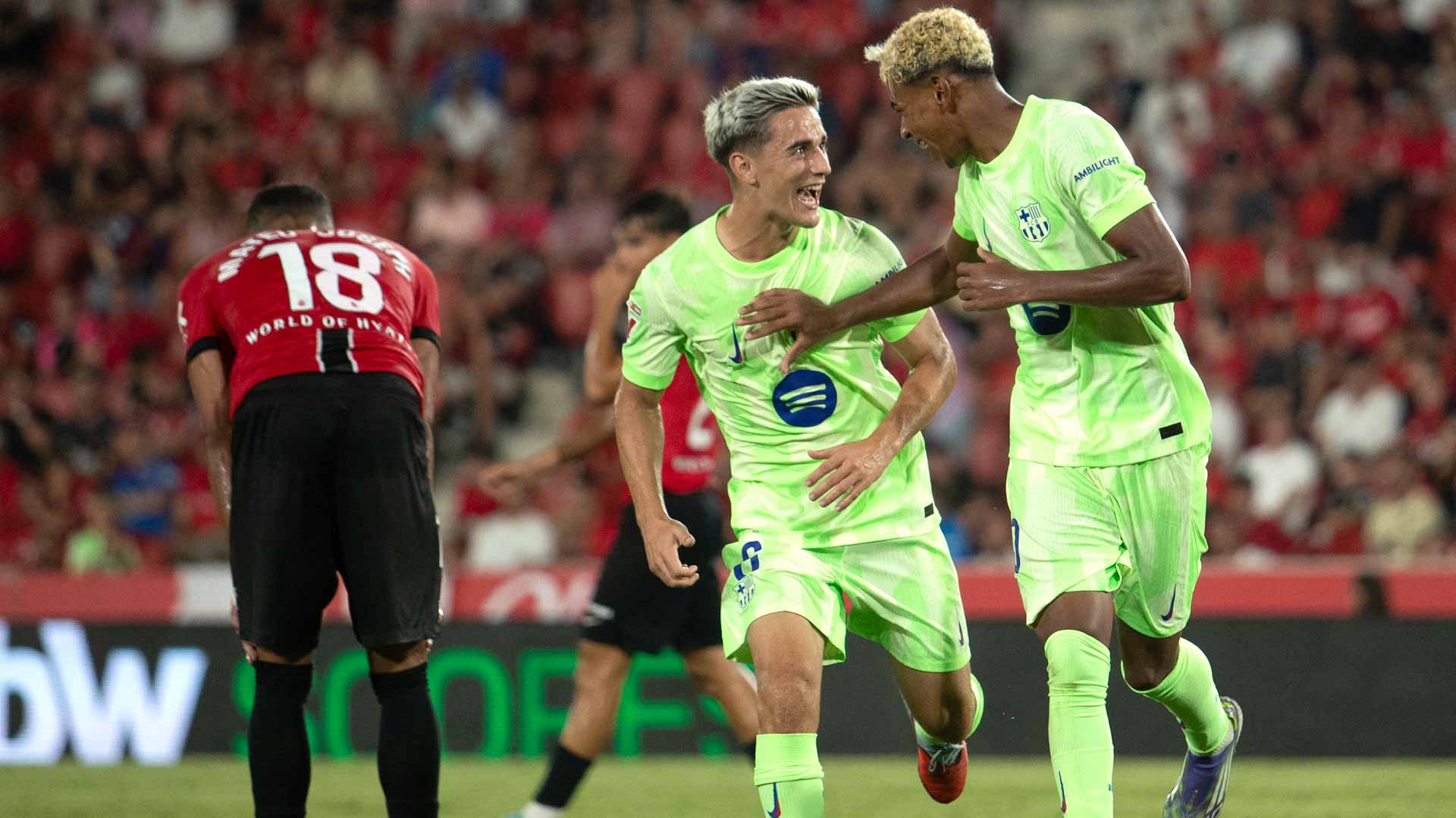 برشلونة يستهل حملة الدفاع عن لقب الدوري الإسباني بفوز على مايوركا  