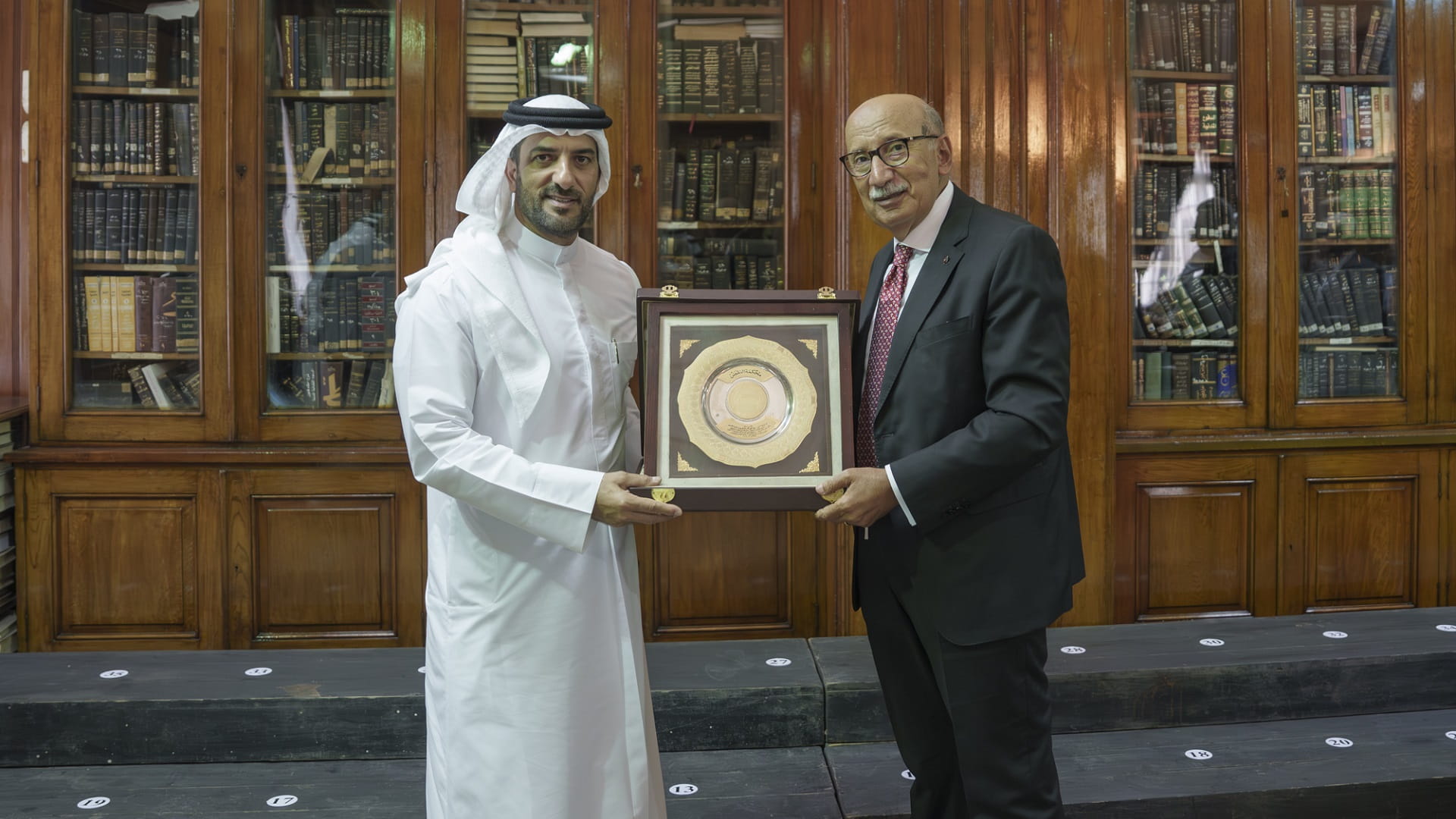 سلطان بن أحمد يطلع على جهود محكمة النقض المصرية في تحقيق العدالة