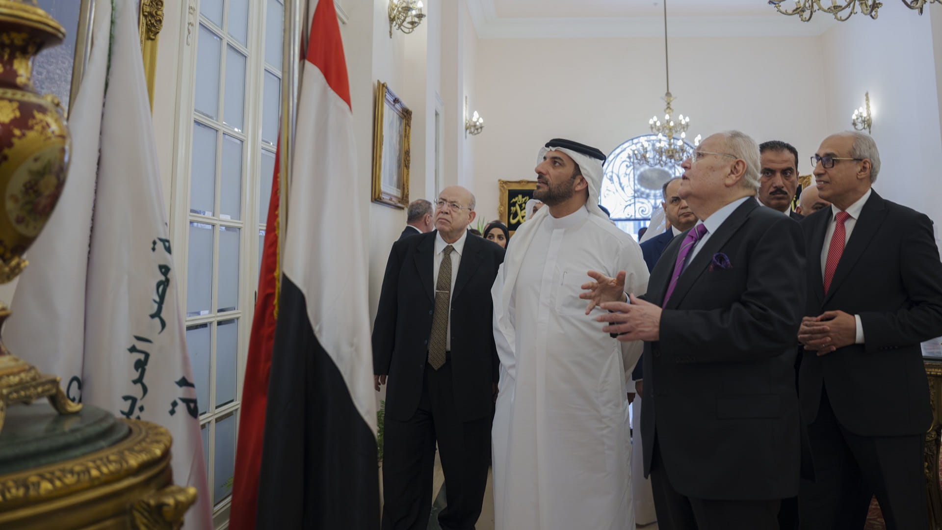 سلطان بن أحمد يطلع على آليات عمل مجلس الدولة المصري واختصاصاته