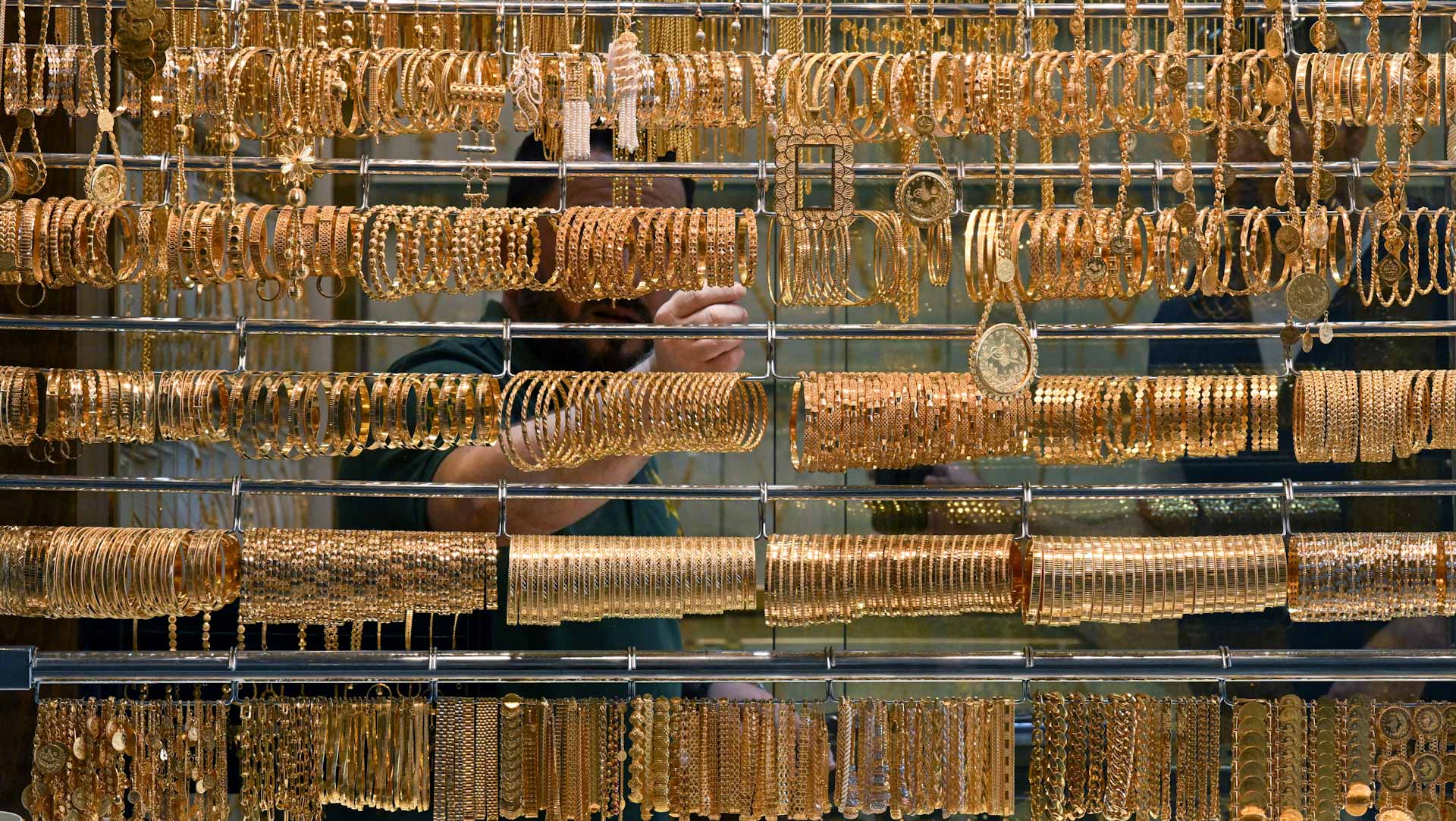 أسعار الذهب مستقرة وسط ترقب الأسواق لندوة البنك المركزي 