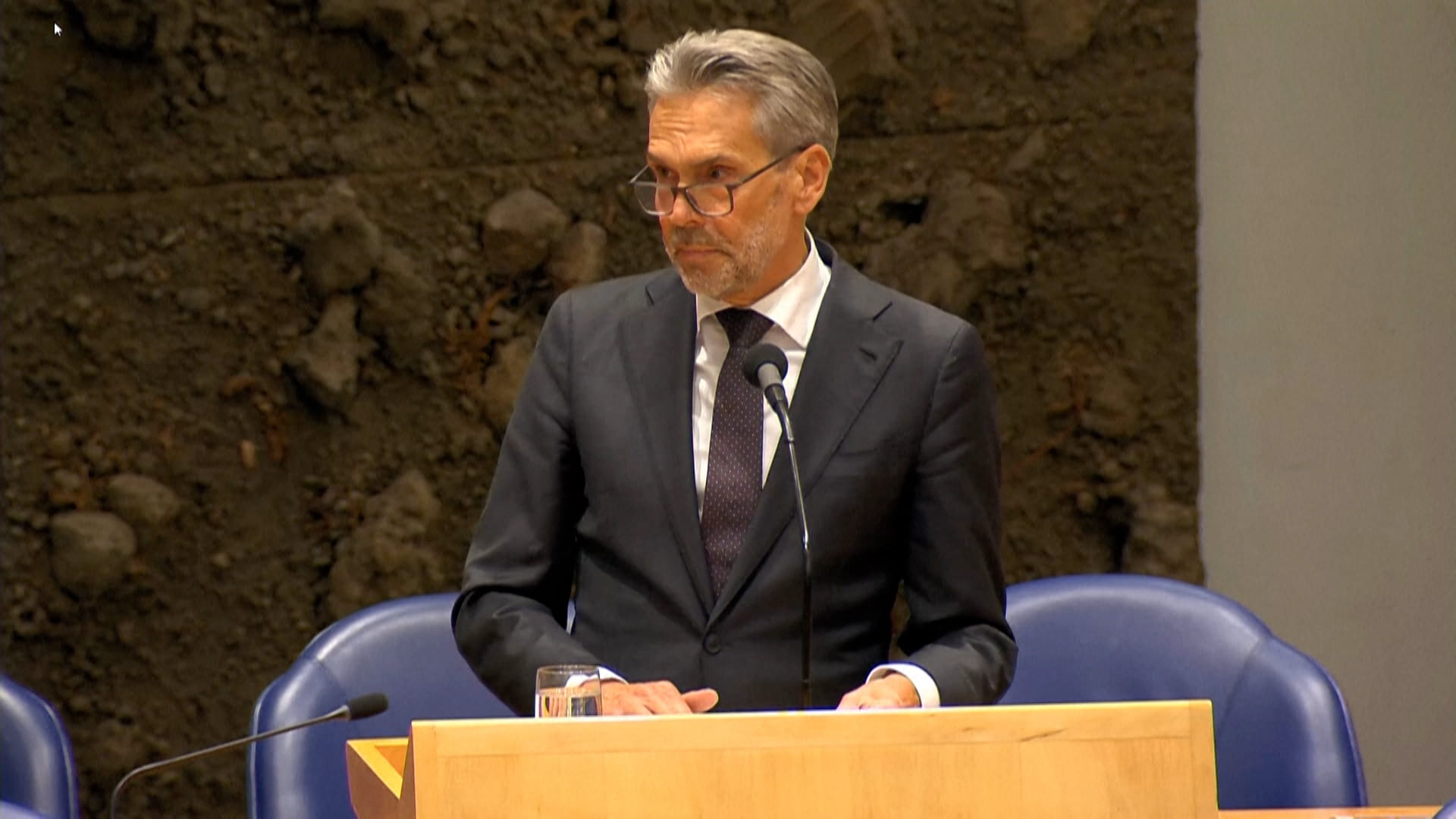 Dutch FM resigns over Israel sanctions deadlock