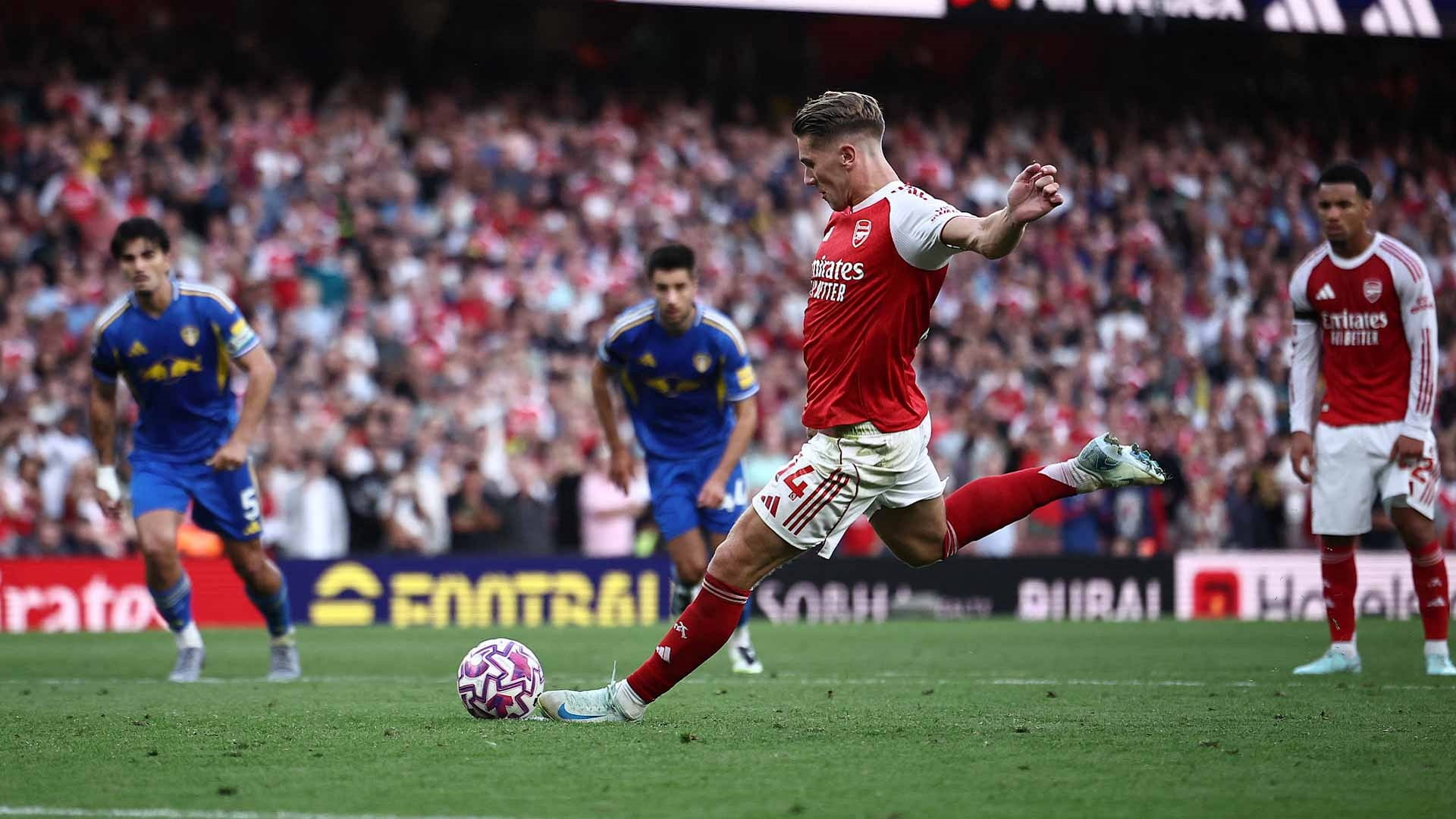 Arsenal dominates Leeds with a 5‑0 rout