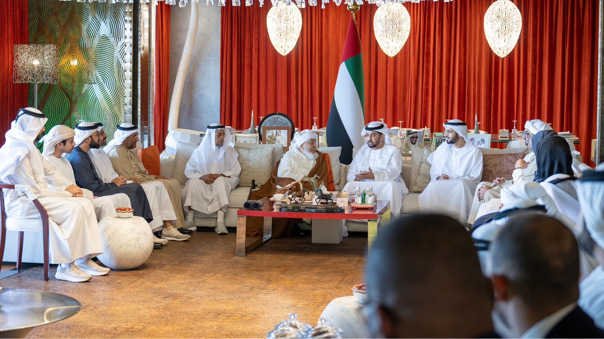 Hamdan bin Zayed meets Fatwa Council delegation in Rabat 