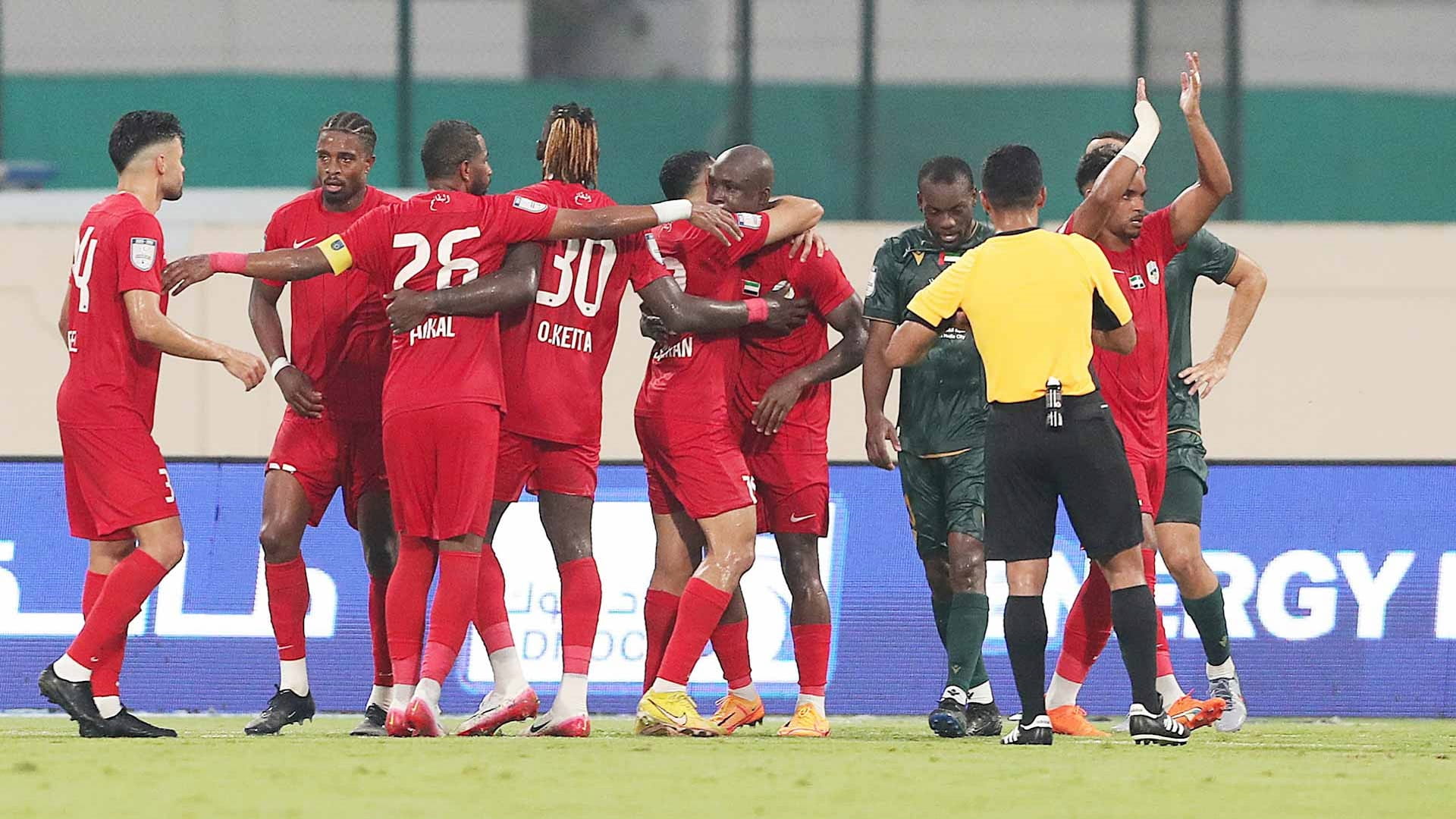 البطائح يصنع الريمونتادا أمام خورفكان في دوري أدنوك للمحترفين