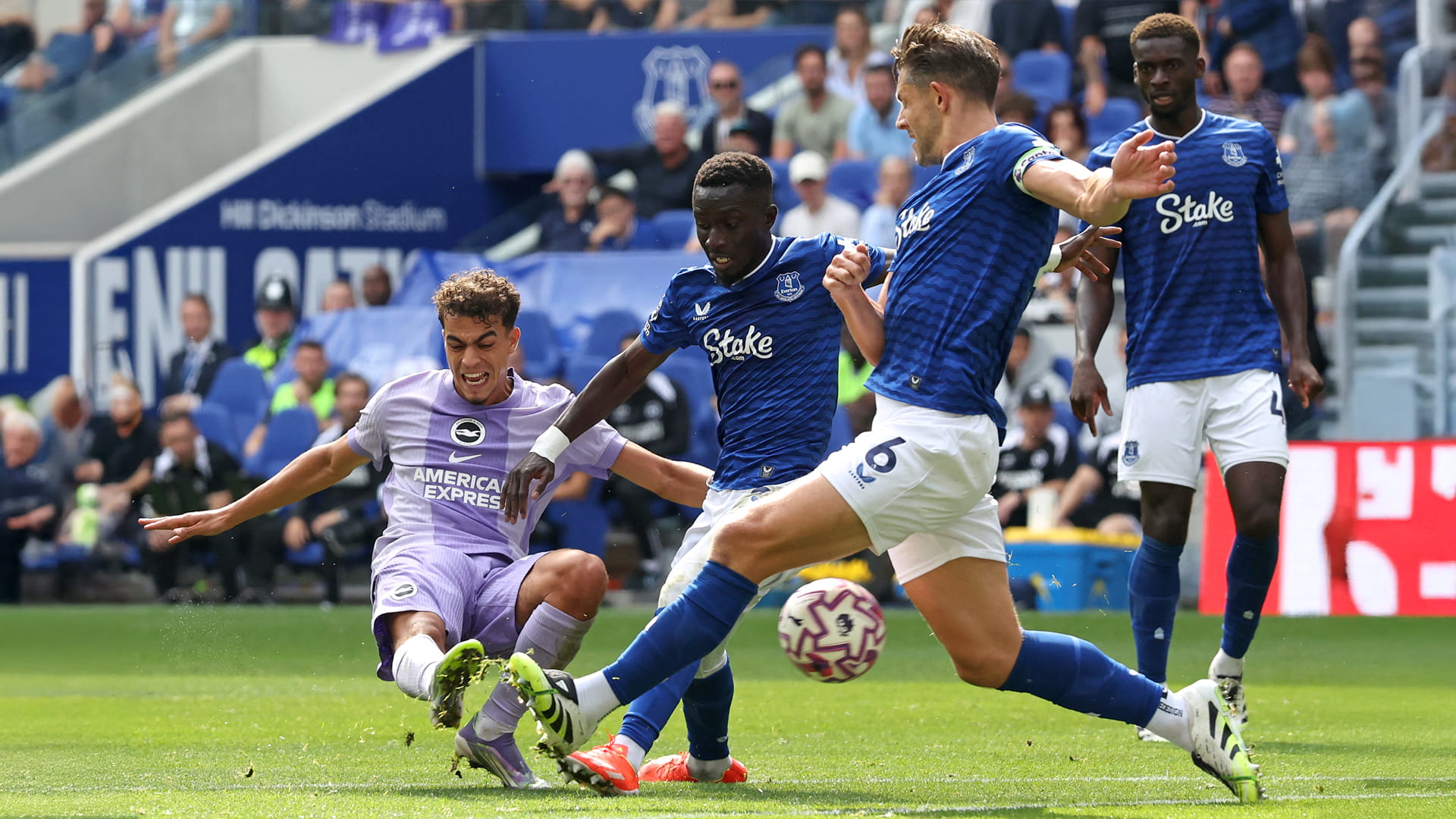 Everton claims first win with 2-0 victory over Brighton 