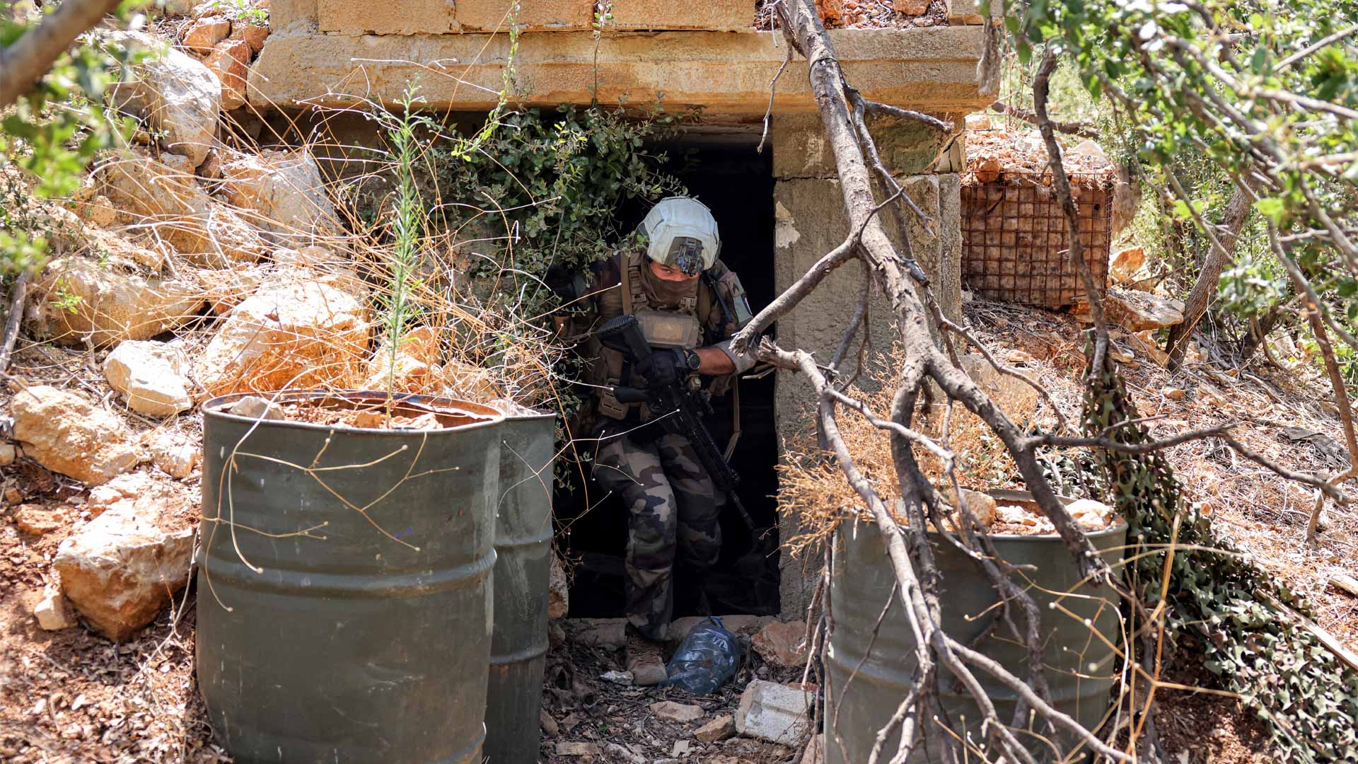 UNIFIL peacekeepers uncover Hezbollah bunker in South Lebanon 