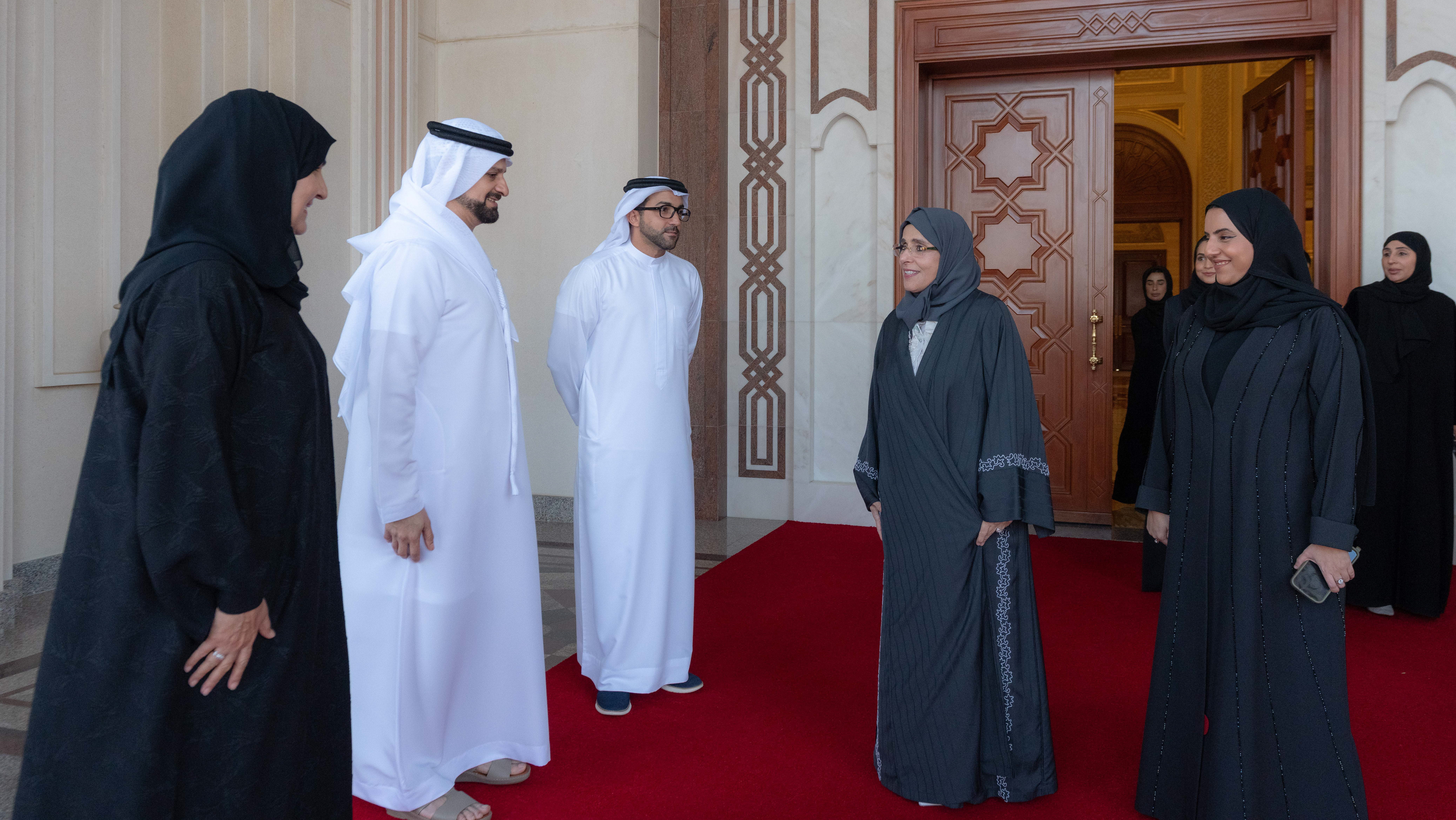 جواهر القاسمي تشهد تكريم الفائزين بجائزة الشيخ سلطان لطاقات الشباب