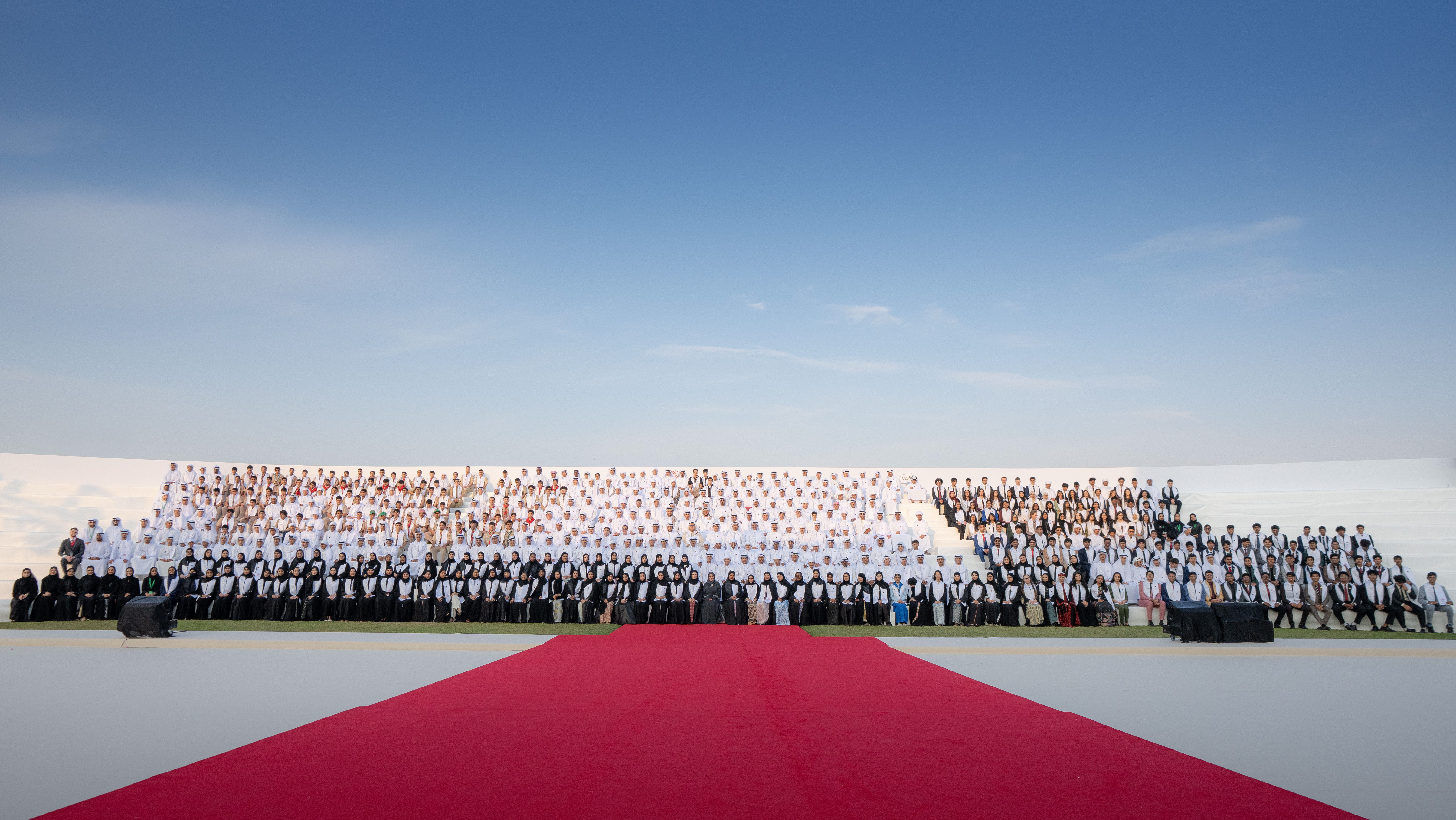 جواهر القاسمي تشهد تكريم الفائزين بجائزة الشيخ سلطان لطاقات الشباب