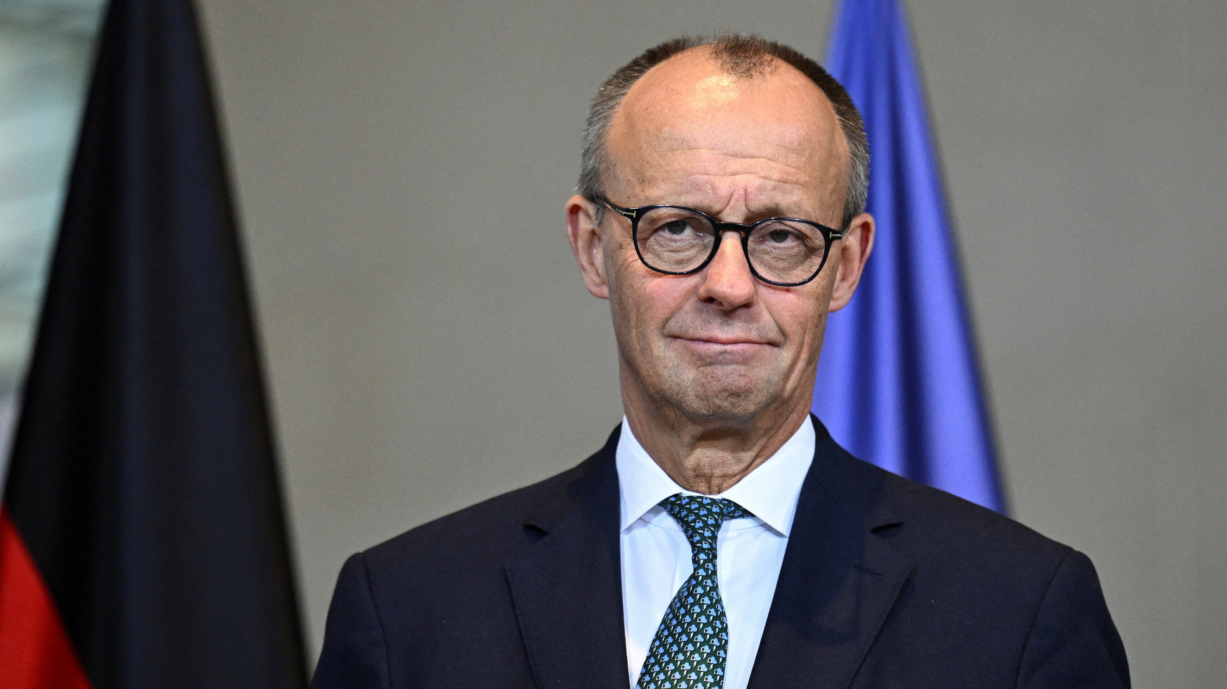 المستشار الألماني يبحث في بلجيكا مسألة الأصول الروسية المجمّدة