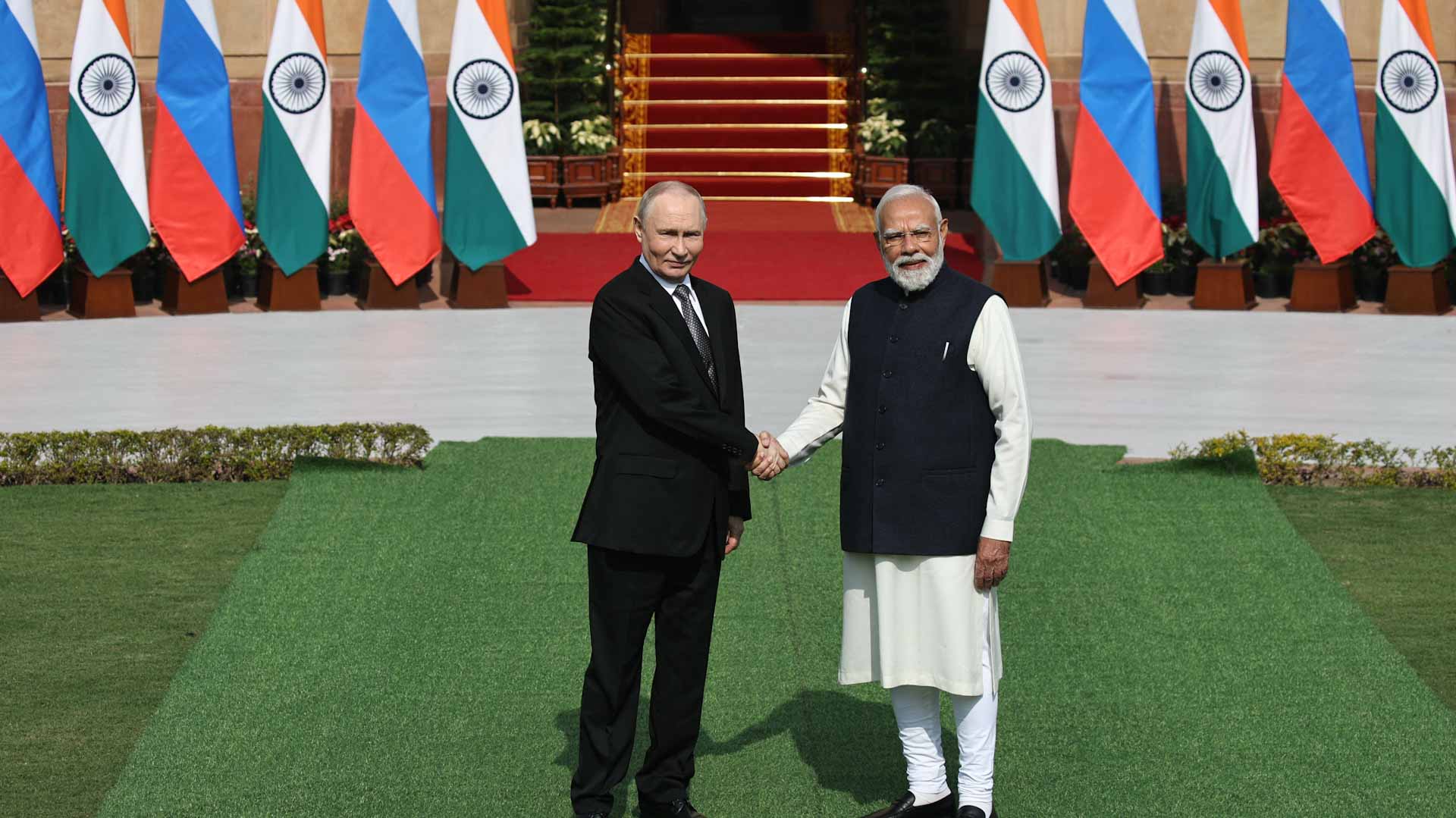 بوتين يجري مباحثات مع مودي لتعزيز الشراكة رغم الضغوط الغربية