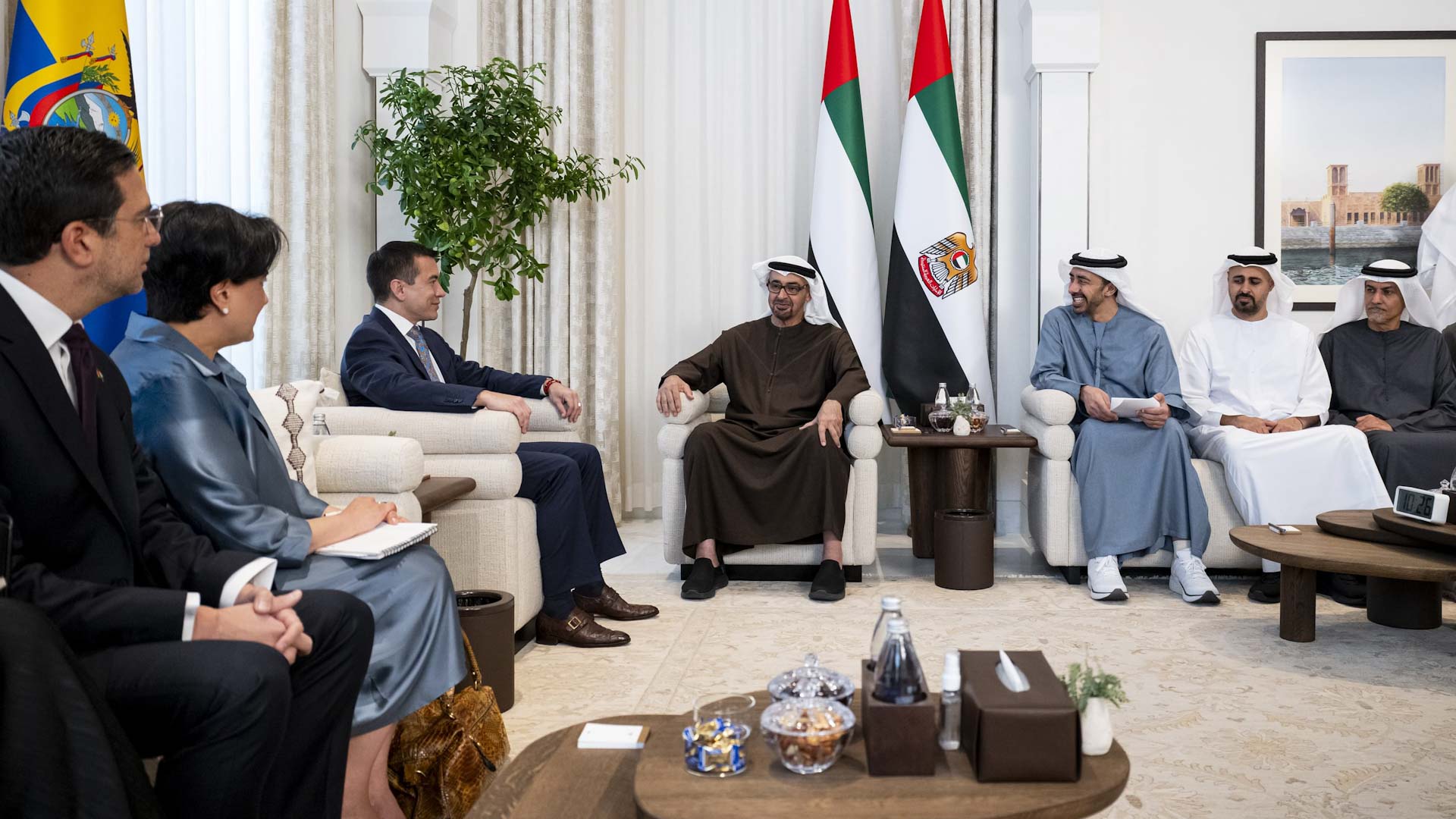 UAE, Ecuadorian President discuss bilateral cooperation 