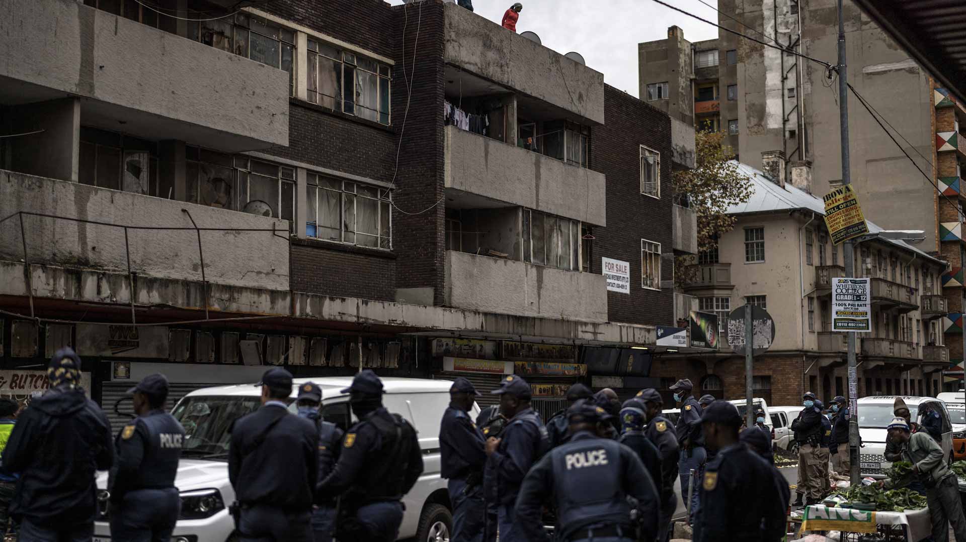 مذبحة في جنوب إفريقيا.. هجوم مسلح على فندق يقتل 11 شخصاً