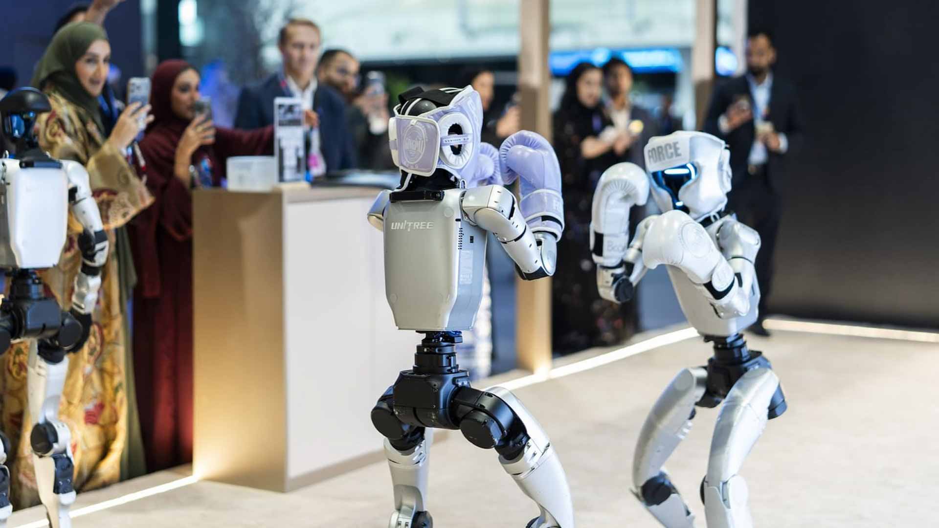 تطبيق "بريدج 2025" الرسمي يتصدر قائمة الأعمال بالإمارات