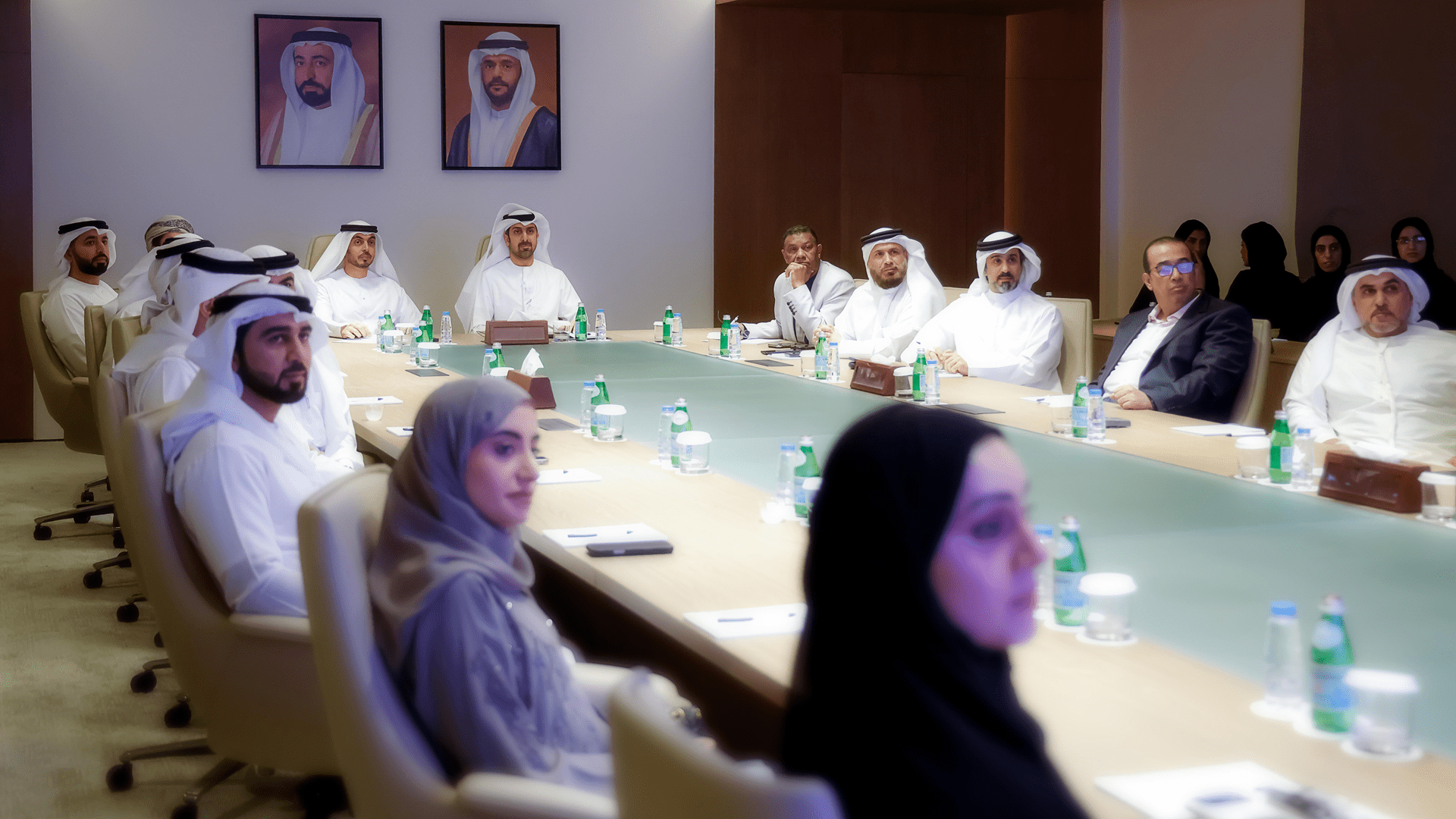 اقتصادية الشارقة تكرم مراكز الخدمة تقديراً لجهودهم المتميزة في2025 