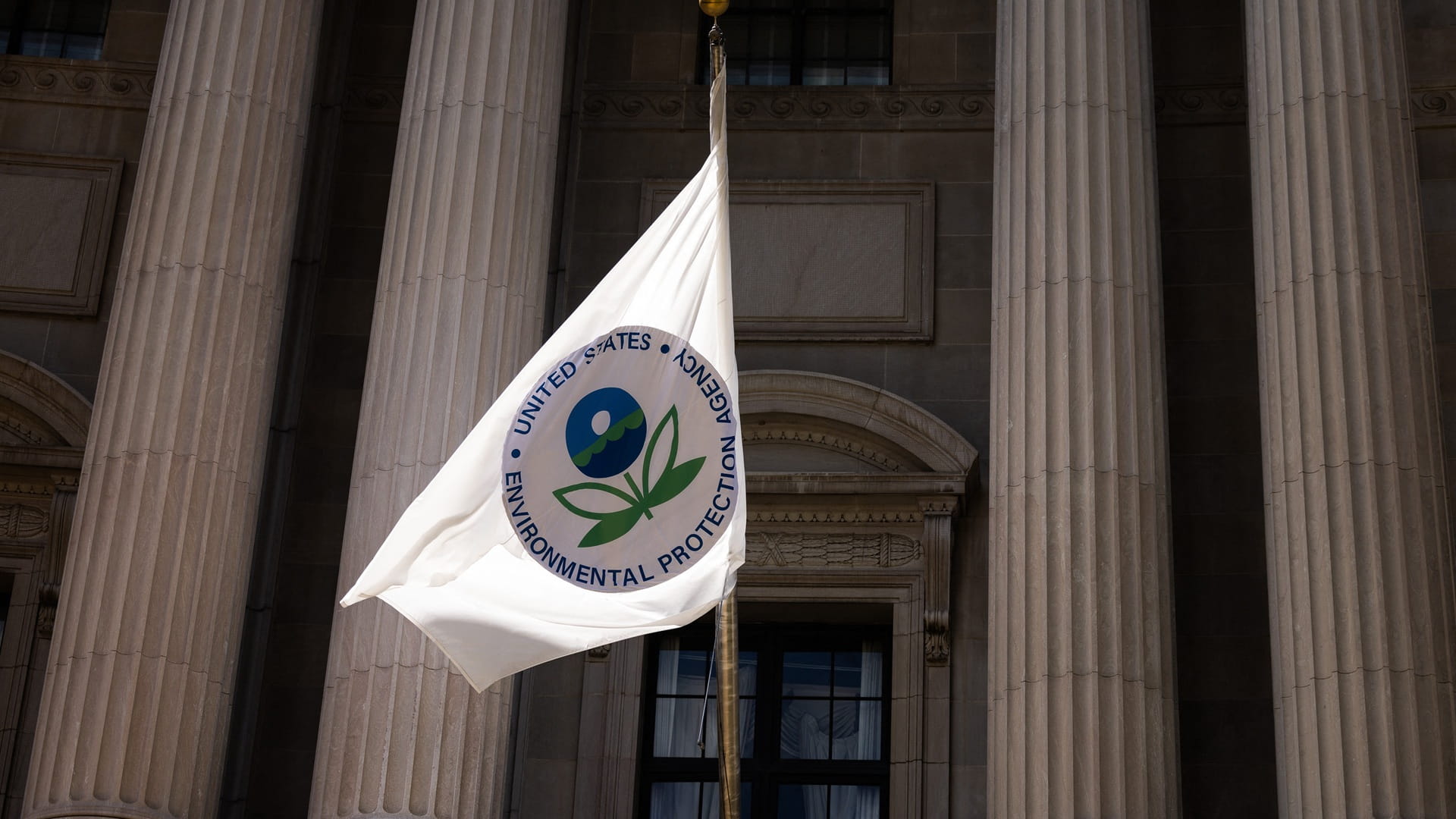 US agency wipes climate change facts from website