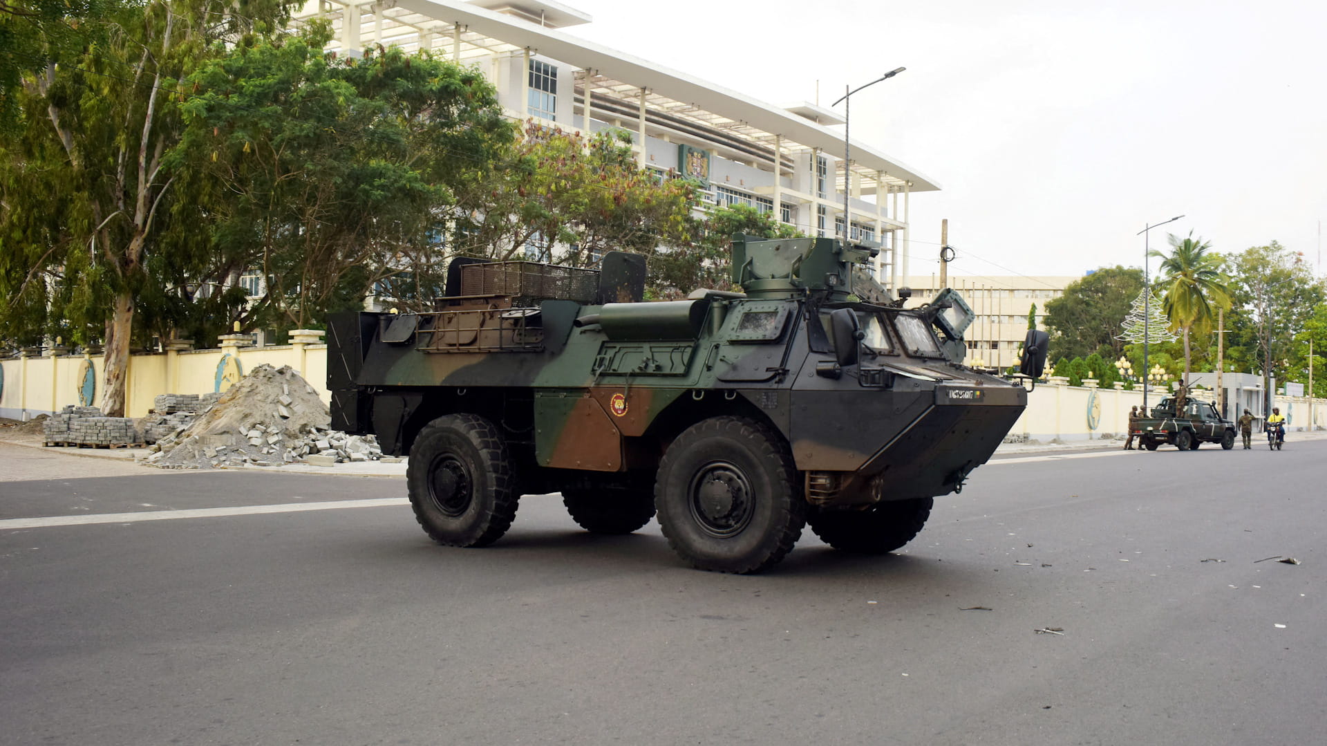 في بنين.. قائد الانقلاب الفاشل يطلب اللجوء إلى توجو 