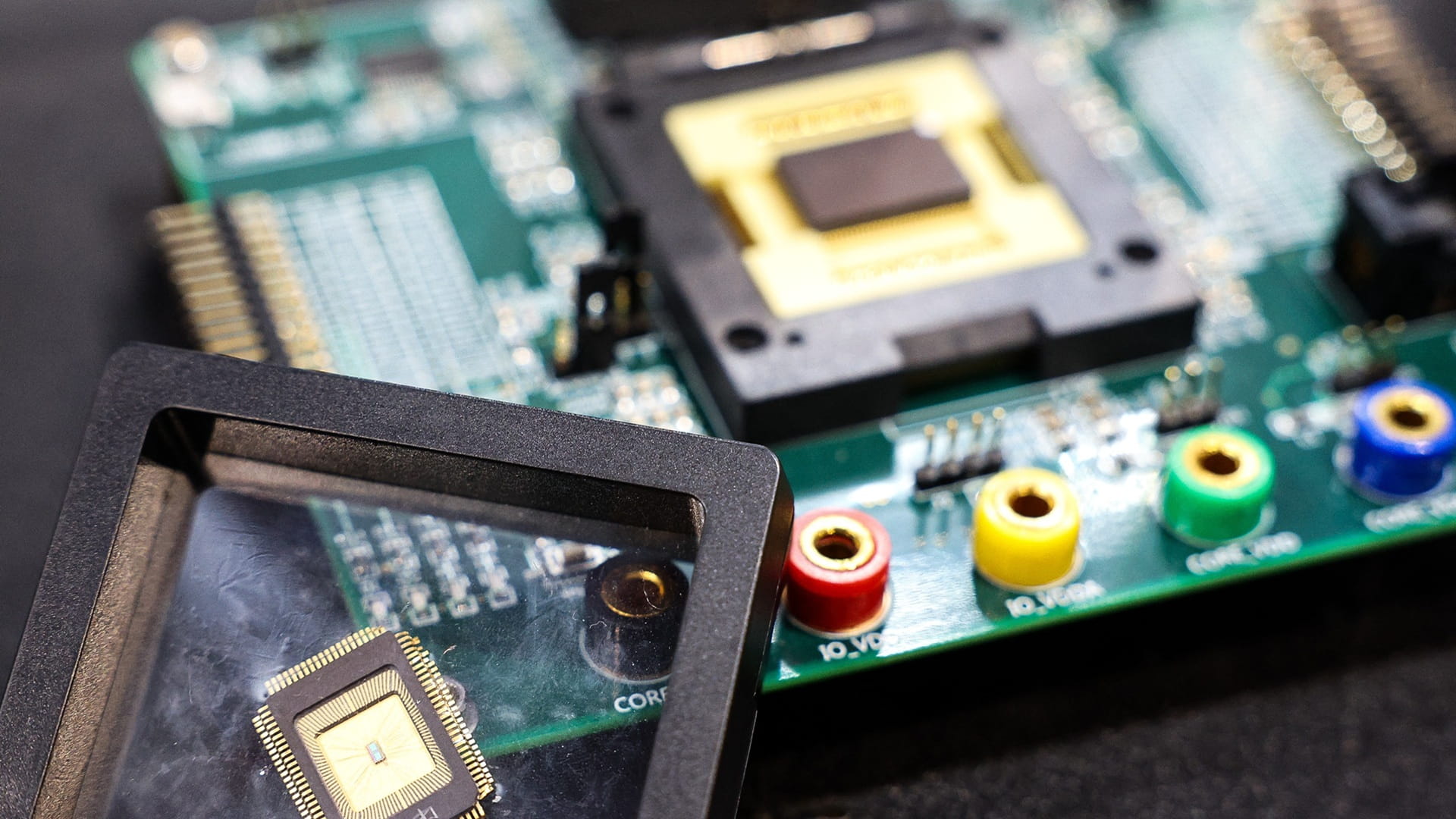 Chinese Taiwan to keep production of cutting-edge chips at home