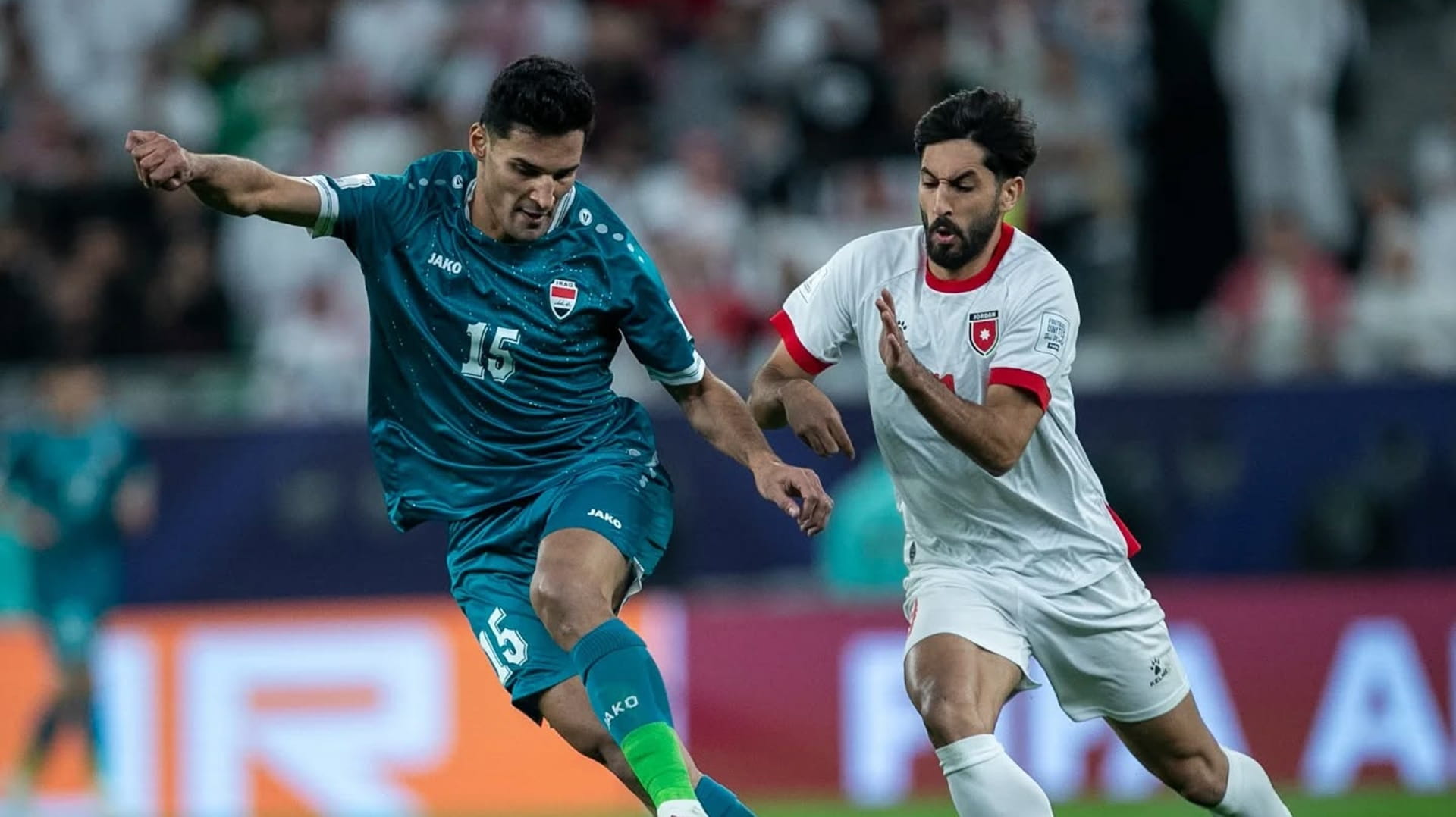 منتخب الأردن يفوز على نظيره العراقي ويبلغ نصف نهائي كأس العرب