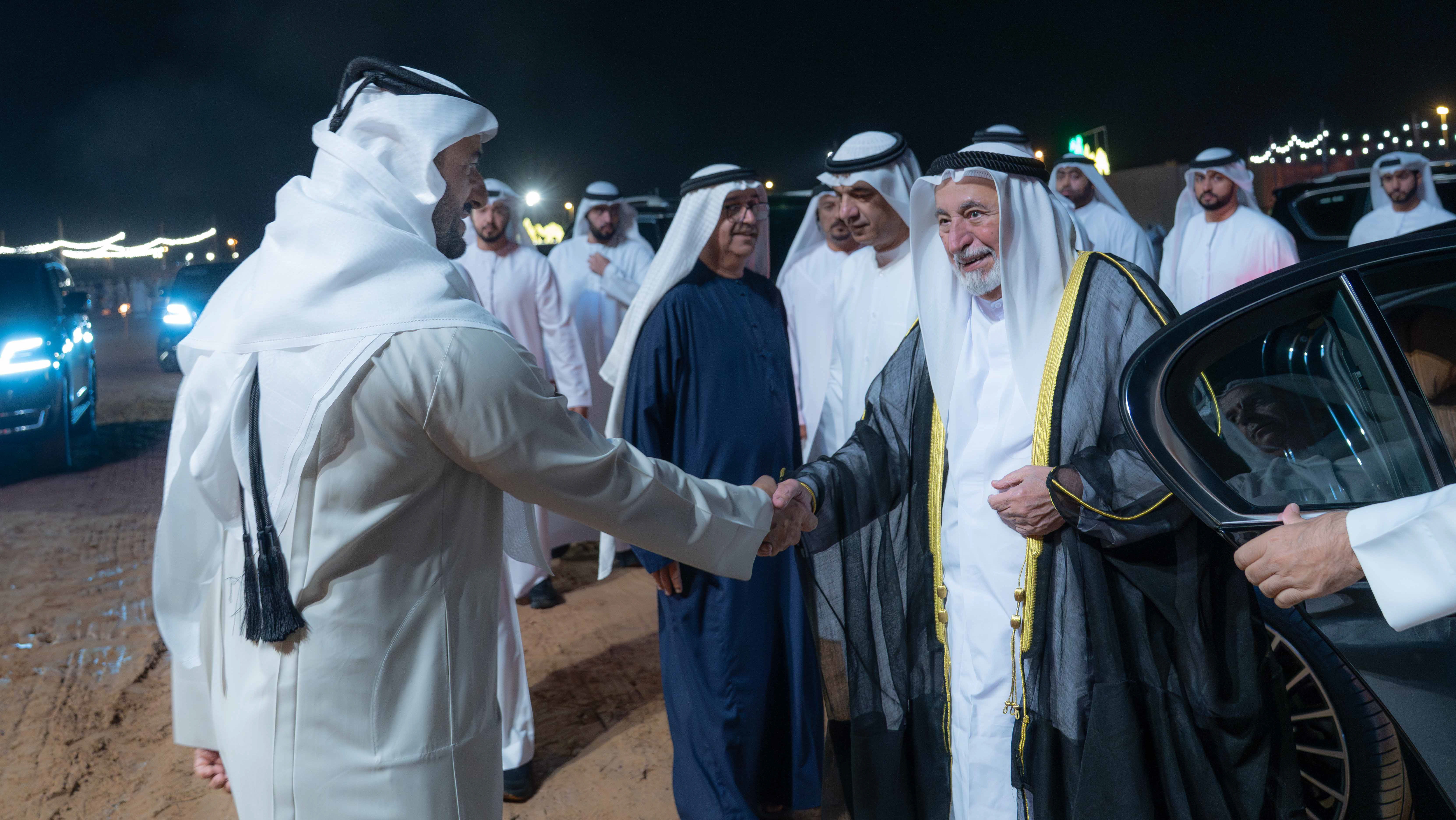 سلطان القاسمي يشهد افتتاح مهرجان الشارقة للمسرح الصحراوي الـ9