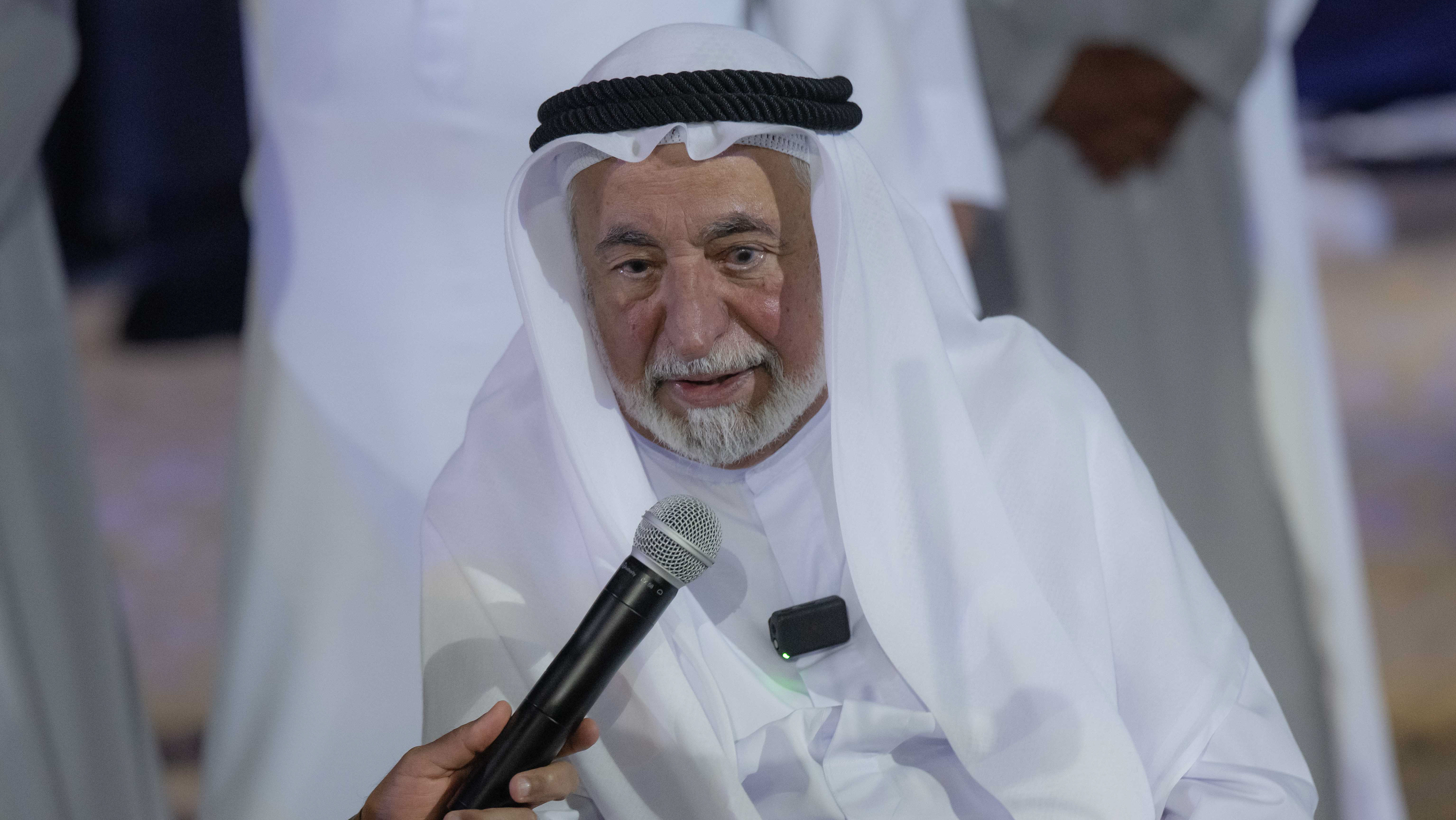 سلطان القاسمي يشهد افتتاح مهرجان الشارقة للمسرح الصحراوي الـ9