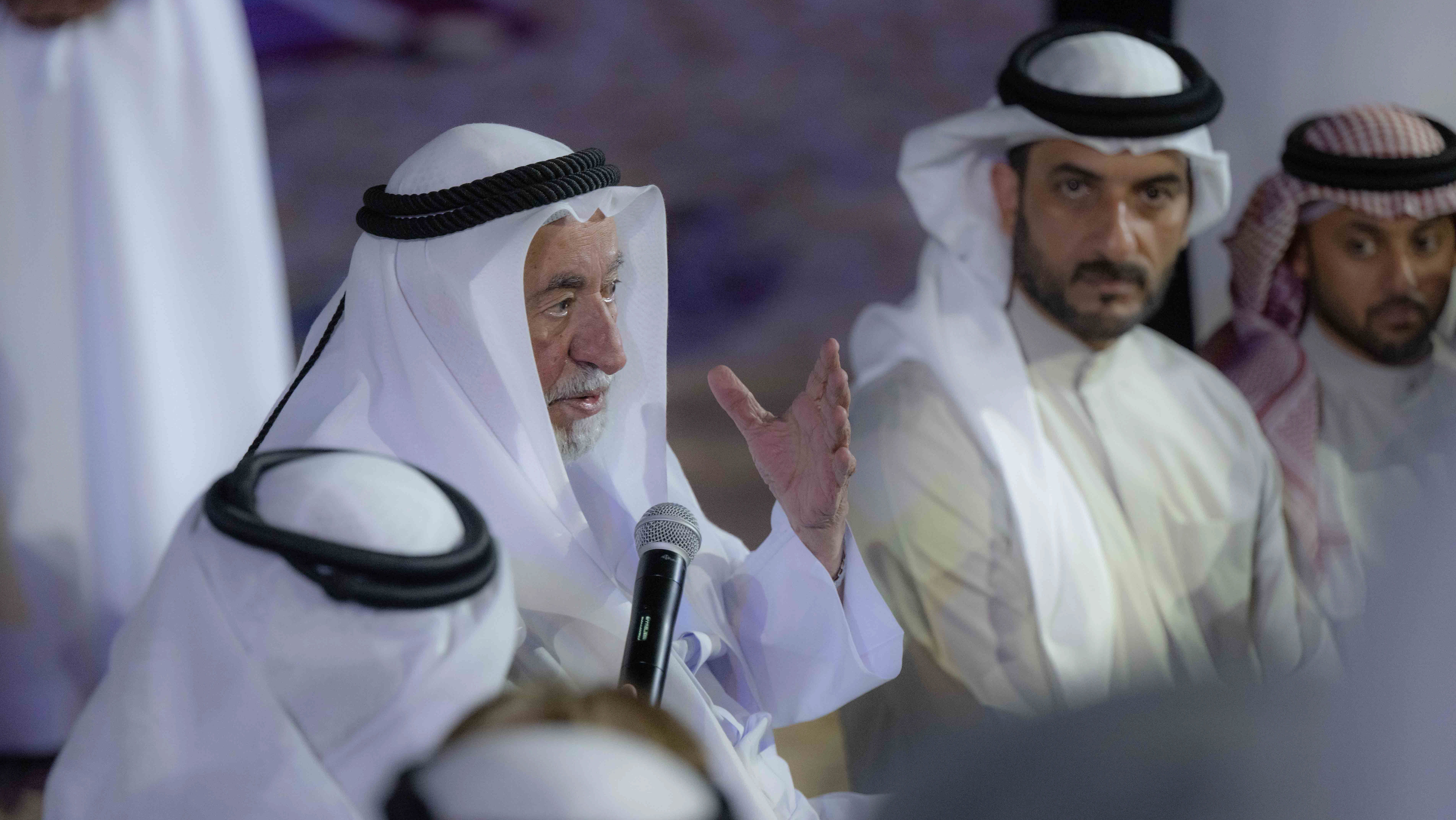 سلطان القاسمي يشهد افتتاح مهرجان الشارقة للمسرح الصحراوي الـ9