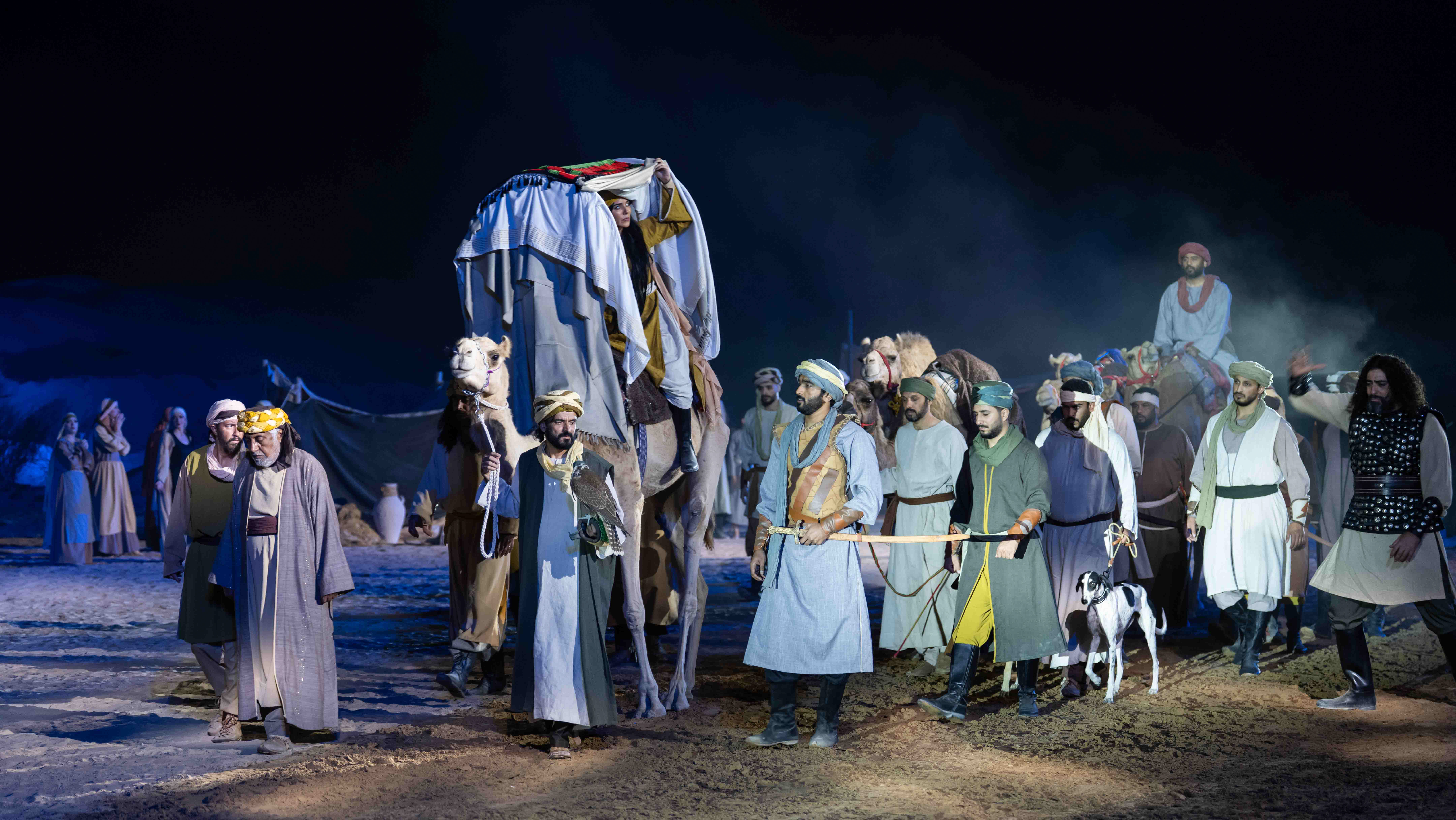 سلطان القاسمي يشهد افتتاح مهرجان الشارقة للمسرح الصحراوي الـ9