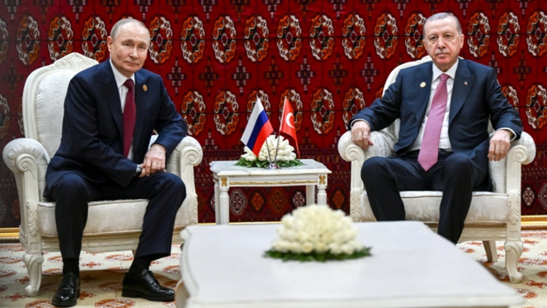 أردوغان بعد لقاء بوتين: السلام ليس بعيداً 