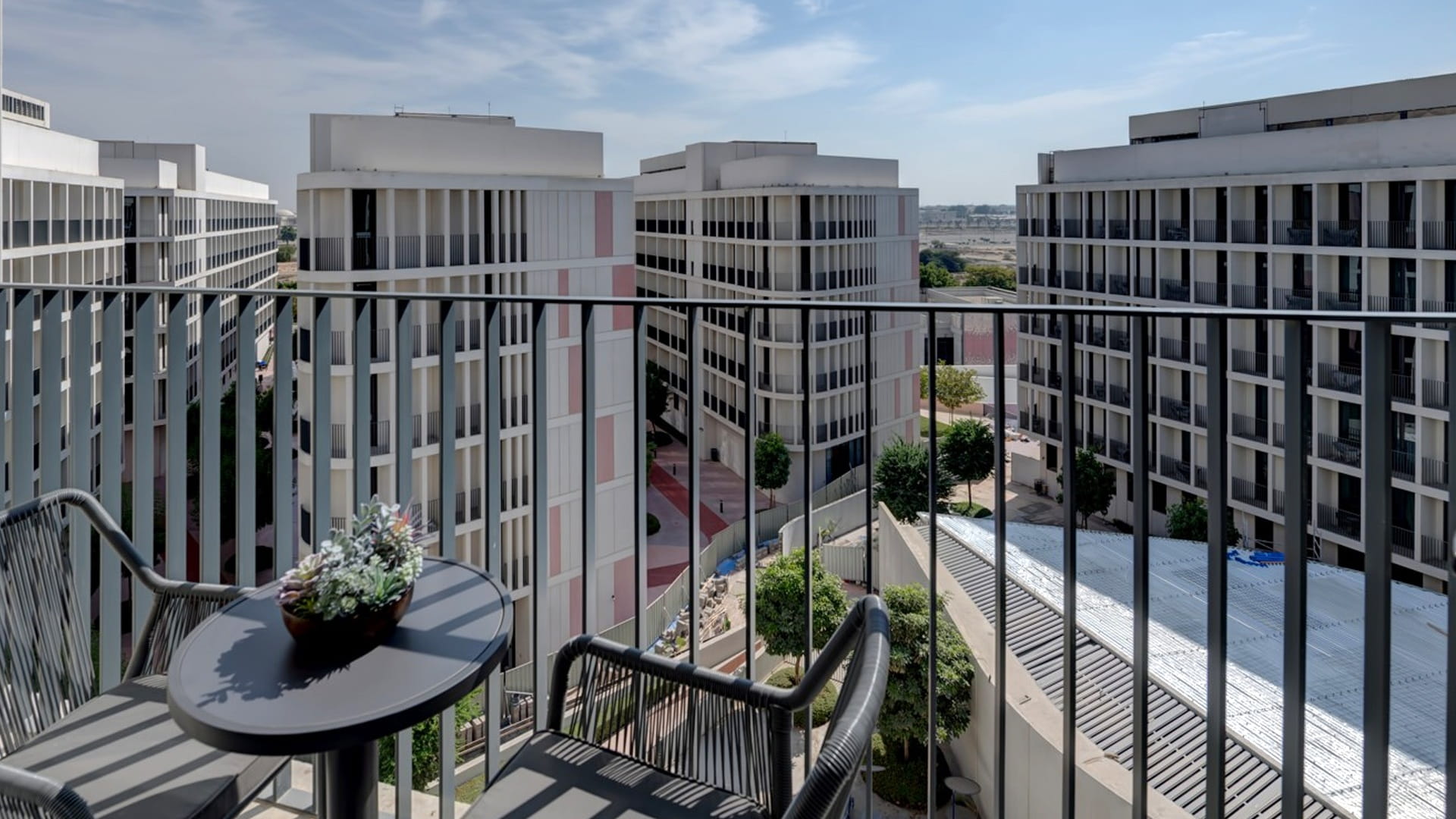 أرادَ تفتتح فندق "نِست" نهاية ديسمبر وتعلن عن فتح باب الحجوزات 