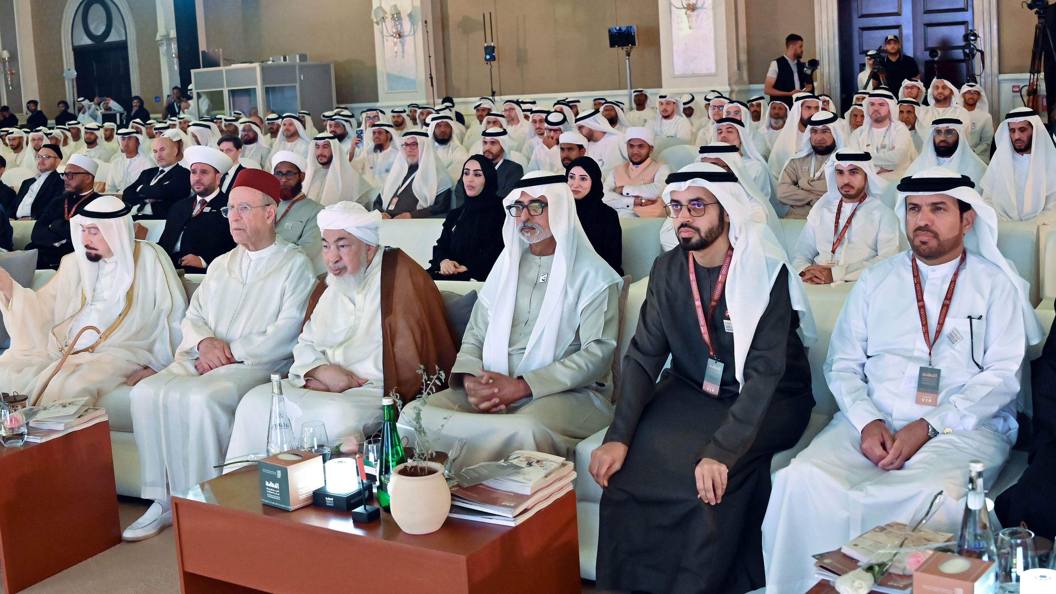 نهيان بن مبارك يفتتح مؤتمر مجلس الإمارات للإفتاء الشرعي حول الأسرة
