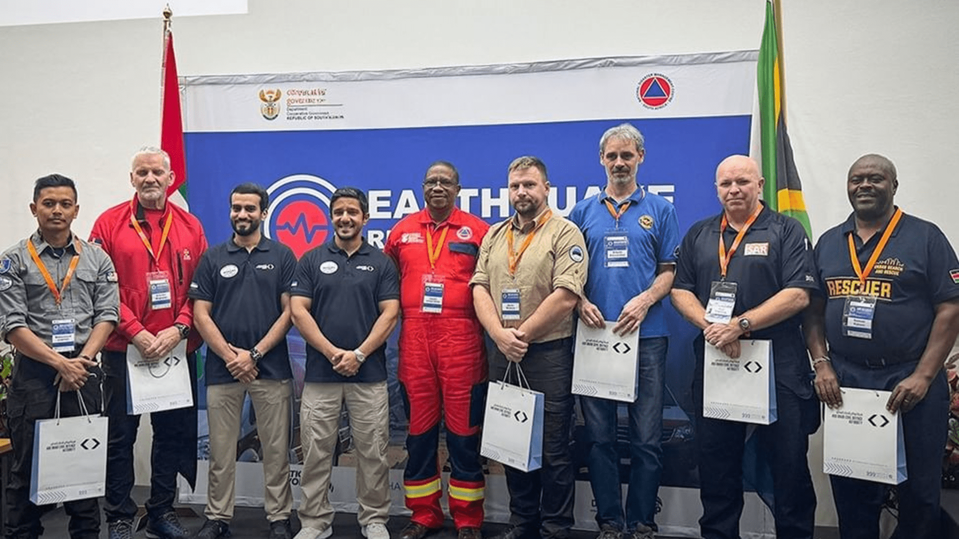 فريق الإمارات للبحث والإنقاذ يختتم مشاركته في تمرين بجنوب إفريقيا