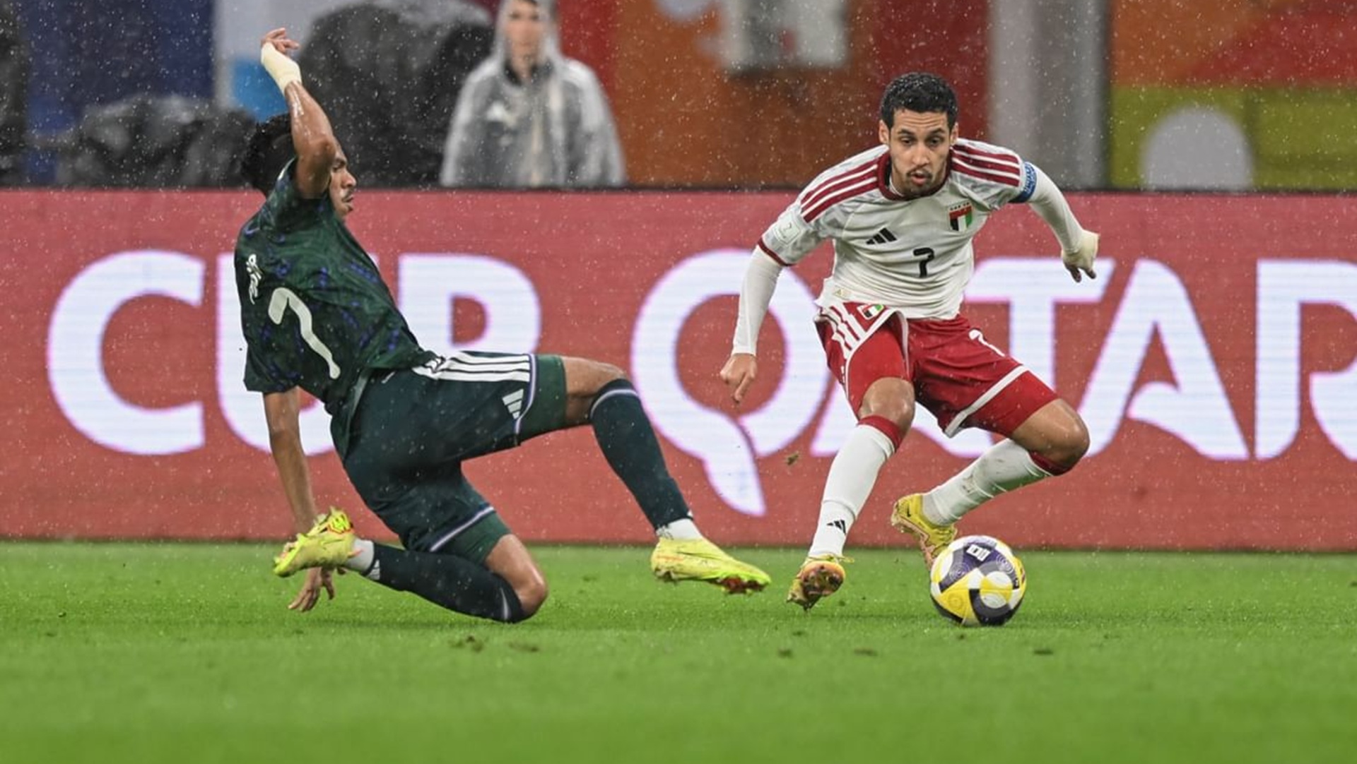 "فيفا" يعلن تقاسم الإمارات والسعودية المركز الثالث في كأس العرب 