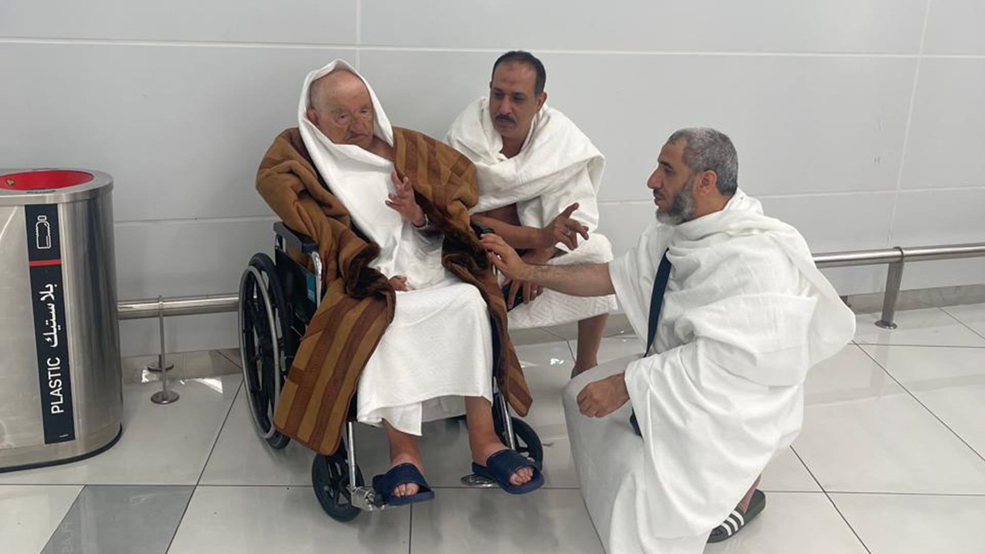 19 منتسباً في "اجتماعية الشارقة" يؤدون مناسك العمرة  