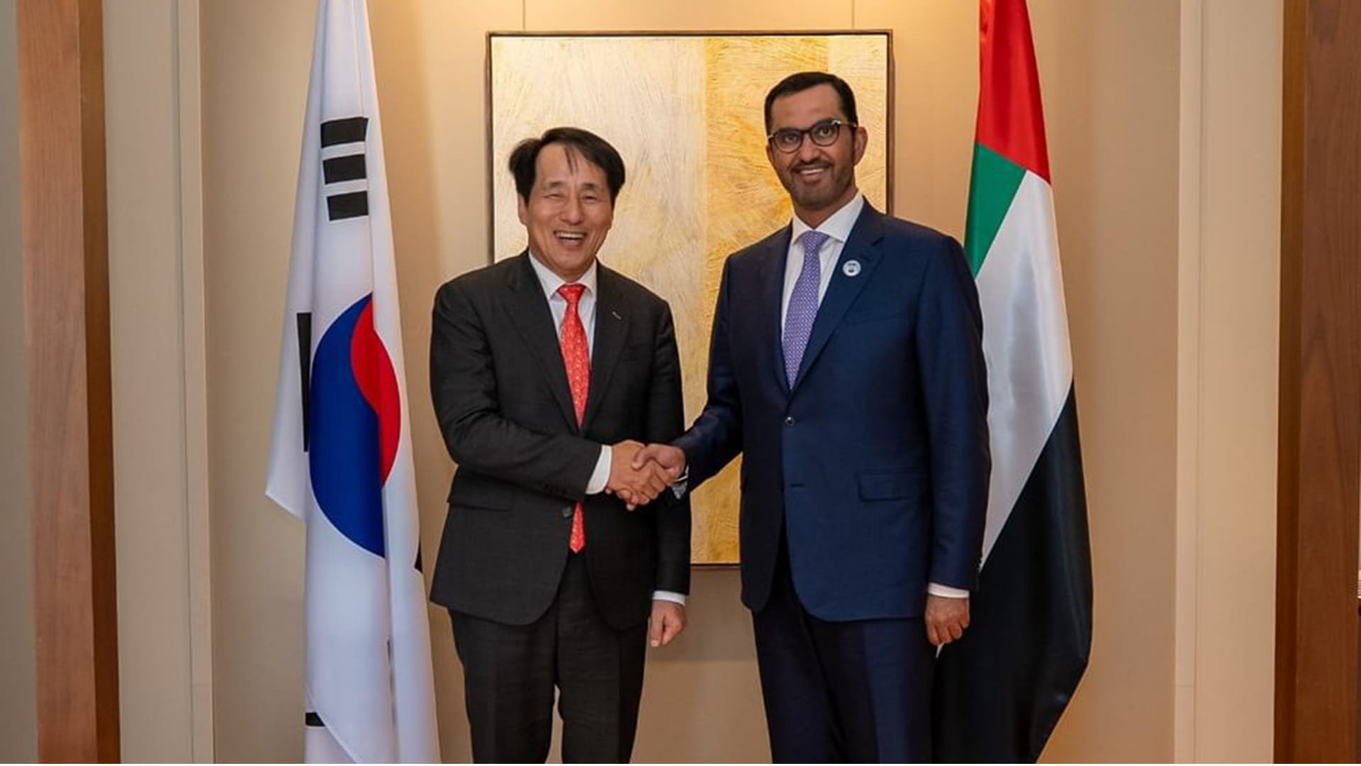 "أدنوك" توقع اتفاقية تمويل أخضر بقيمة 2 مليار دولار 