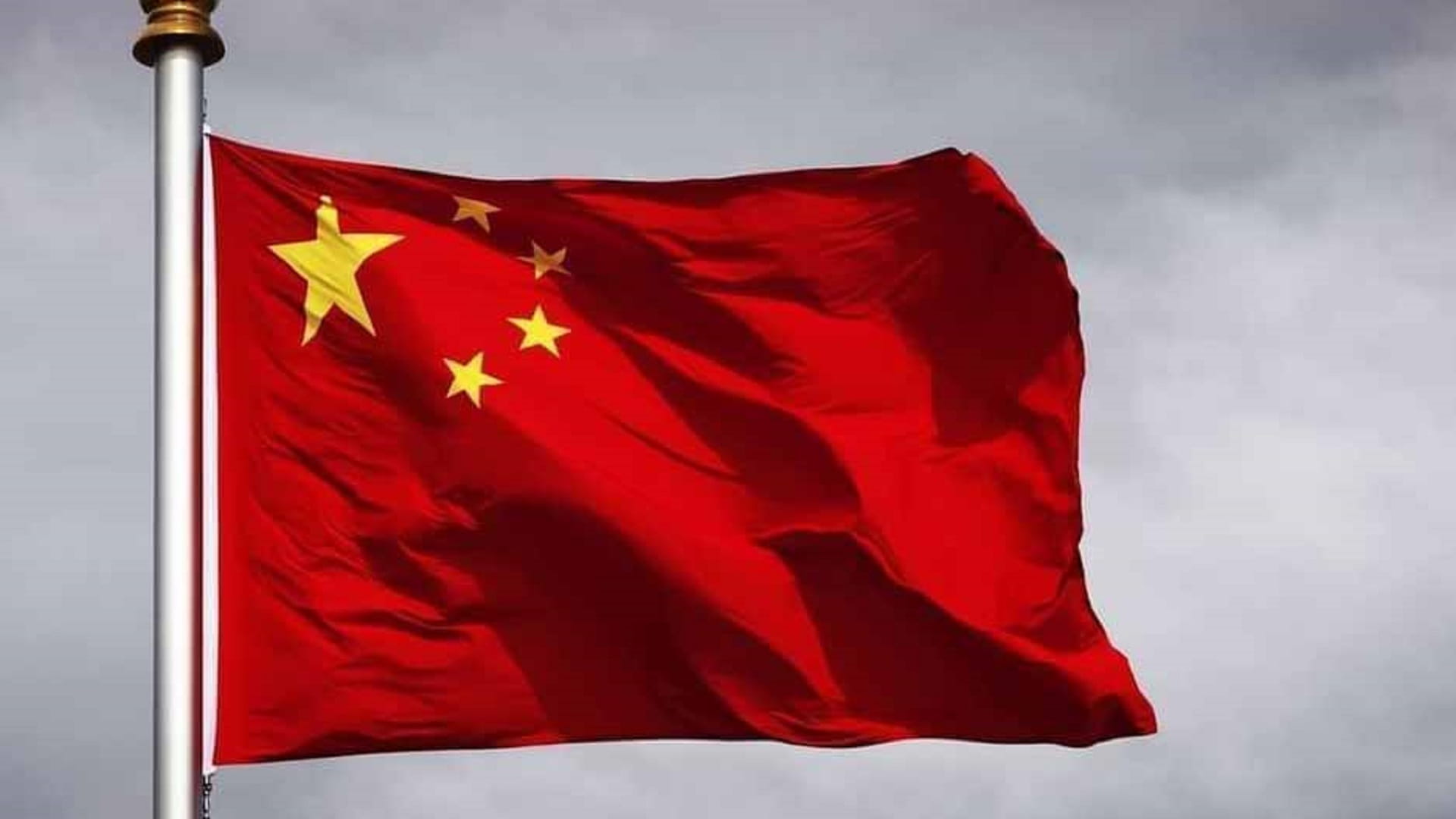 الصين تصدر إنذاراً باللون الأزرق لمواجهة العواصف 