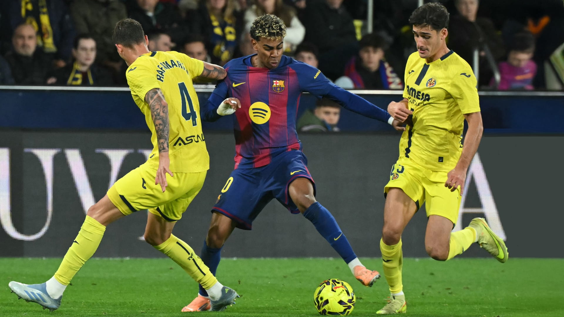 برشلونة يعزز صدارته للدوري الإسباني لكرة القدم