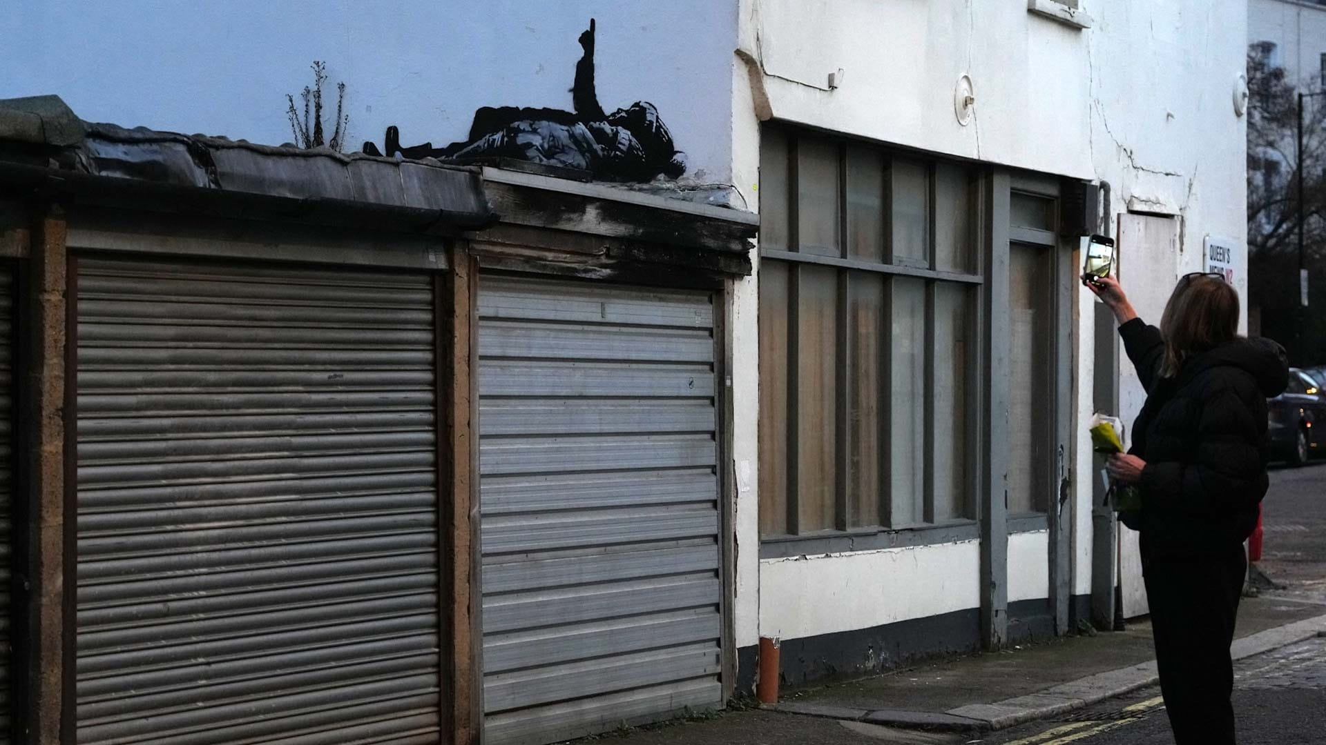 Banksy unveils new mural in London