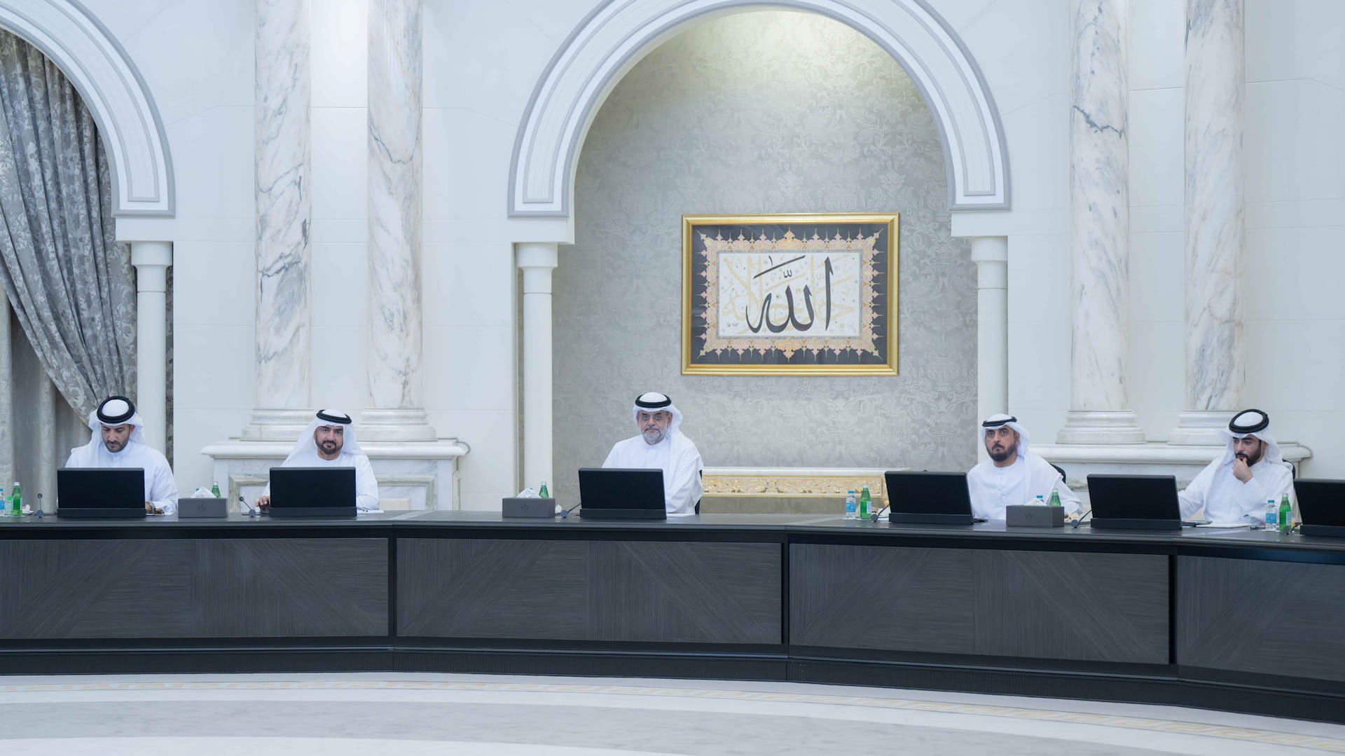 المجلس التنفيذي يقر مشروع الموازنة العامة لحكومة الشارقة لعام 2026