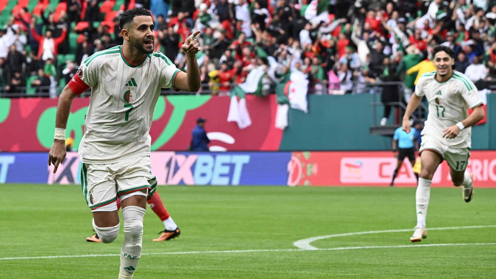 الجزائر تفوز على السودان بثلاثية في كأس الأمم الأفريقية 